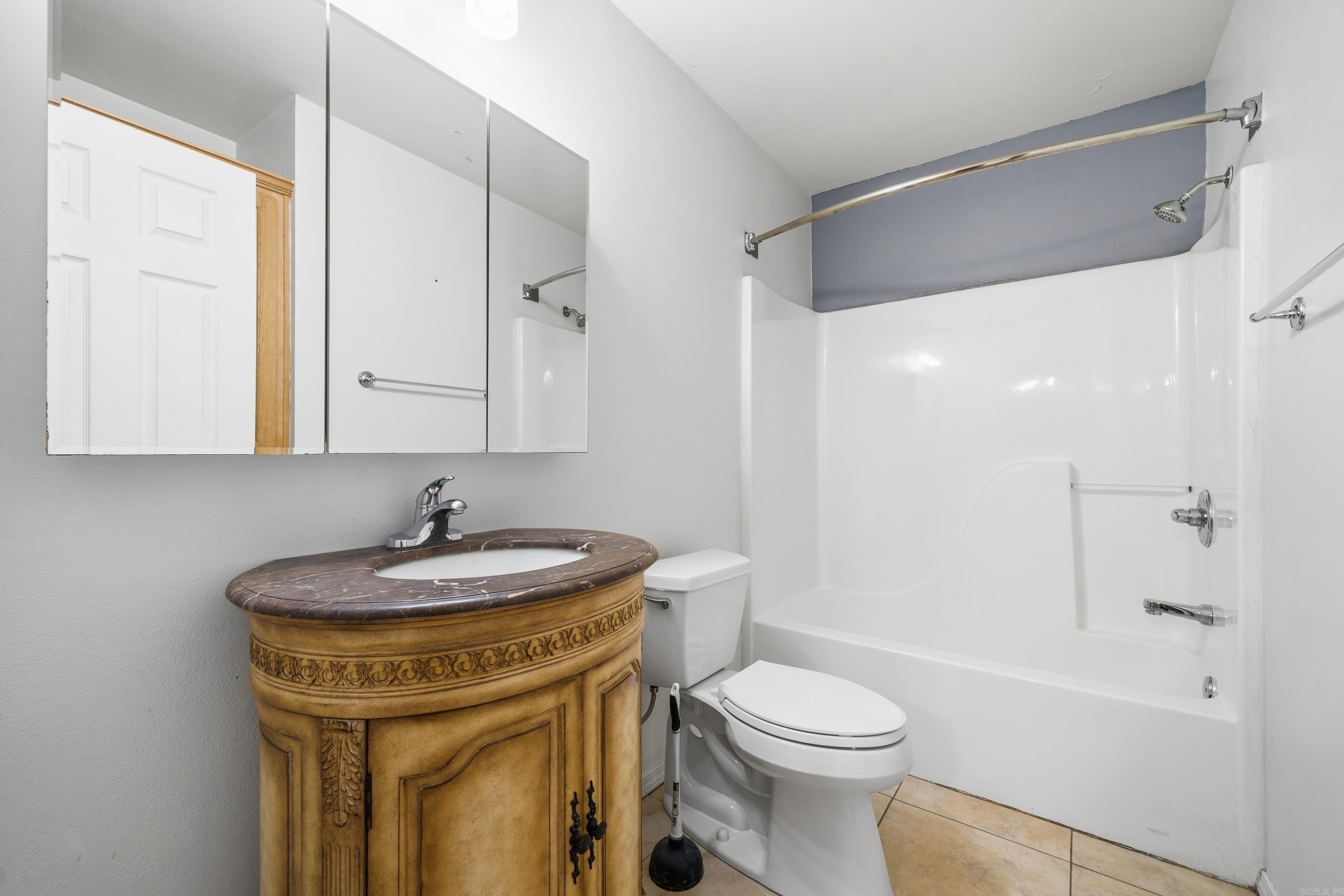 PINE MEADOWS - Residential