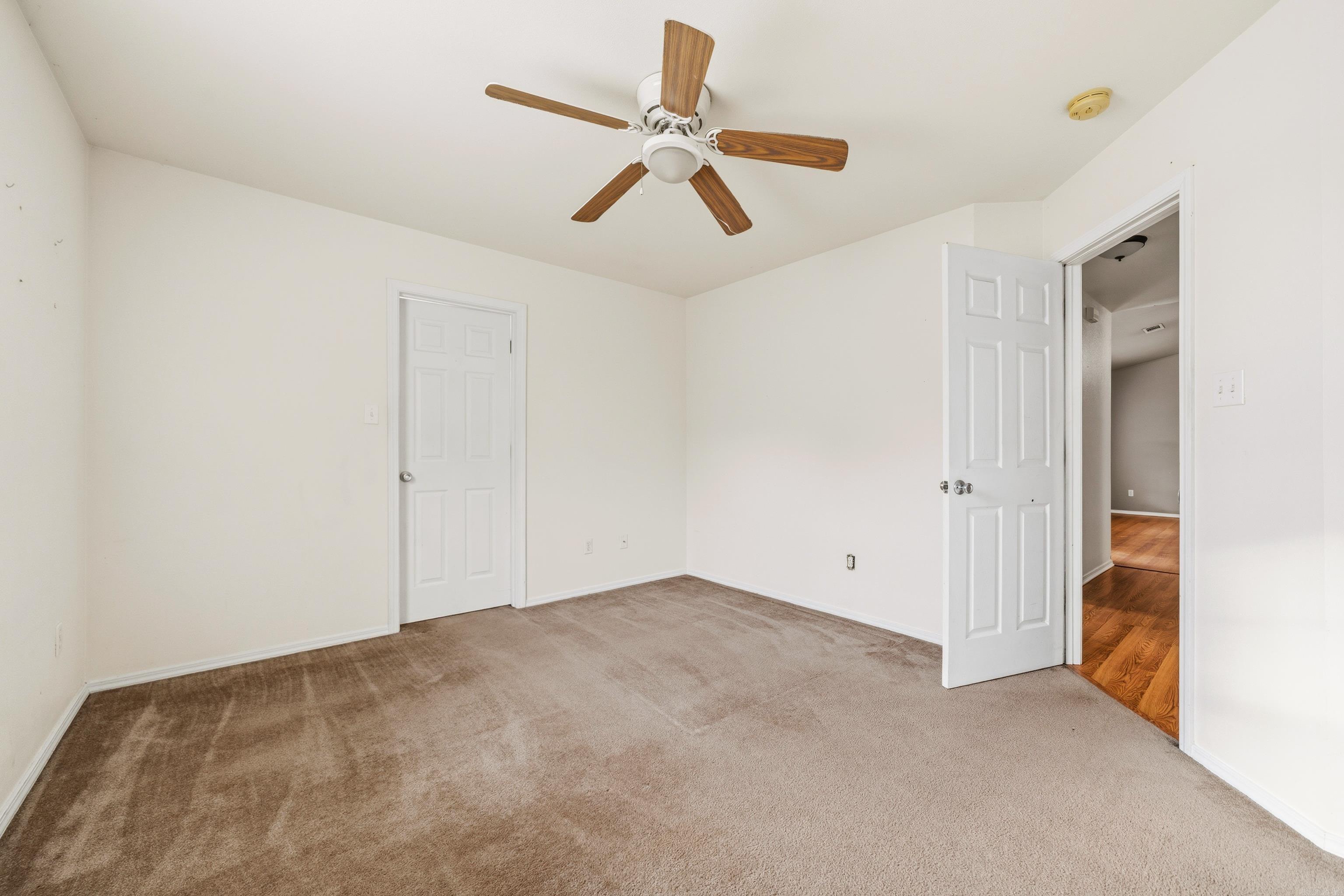 PINE MEADOWS - Residential