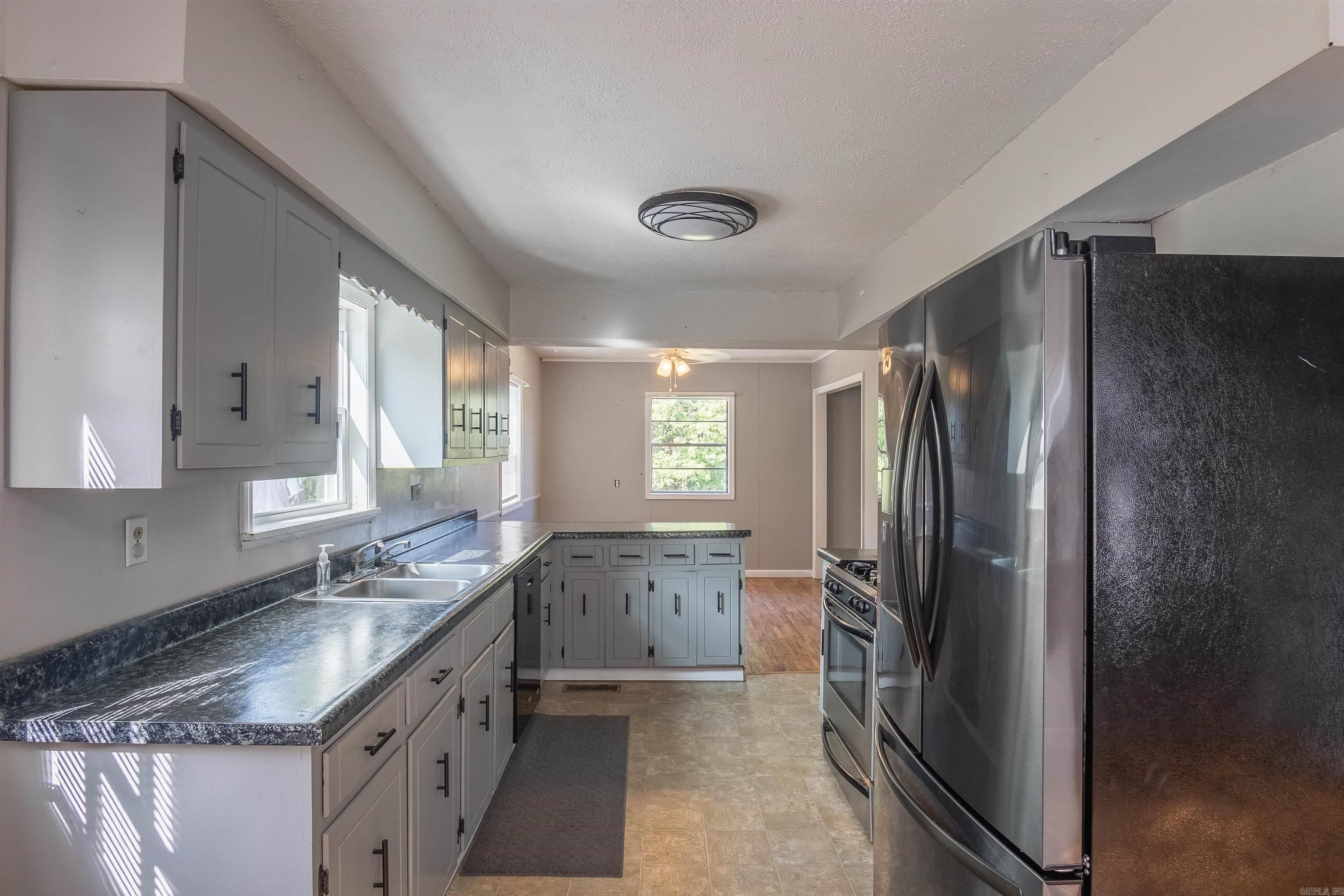 ROSE BUD OUTLOTS - Residential