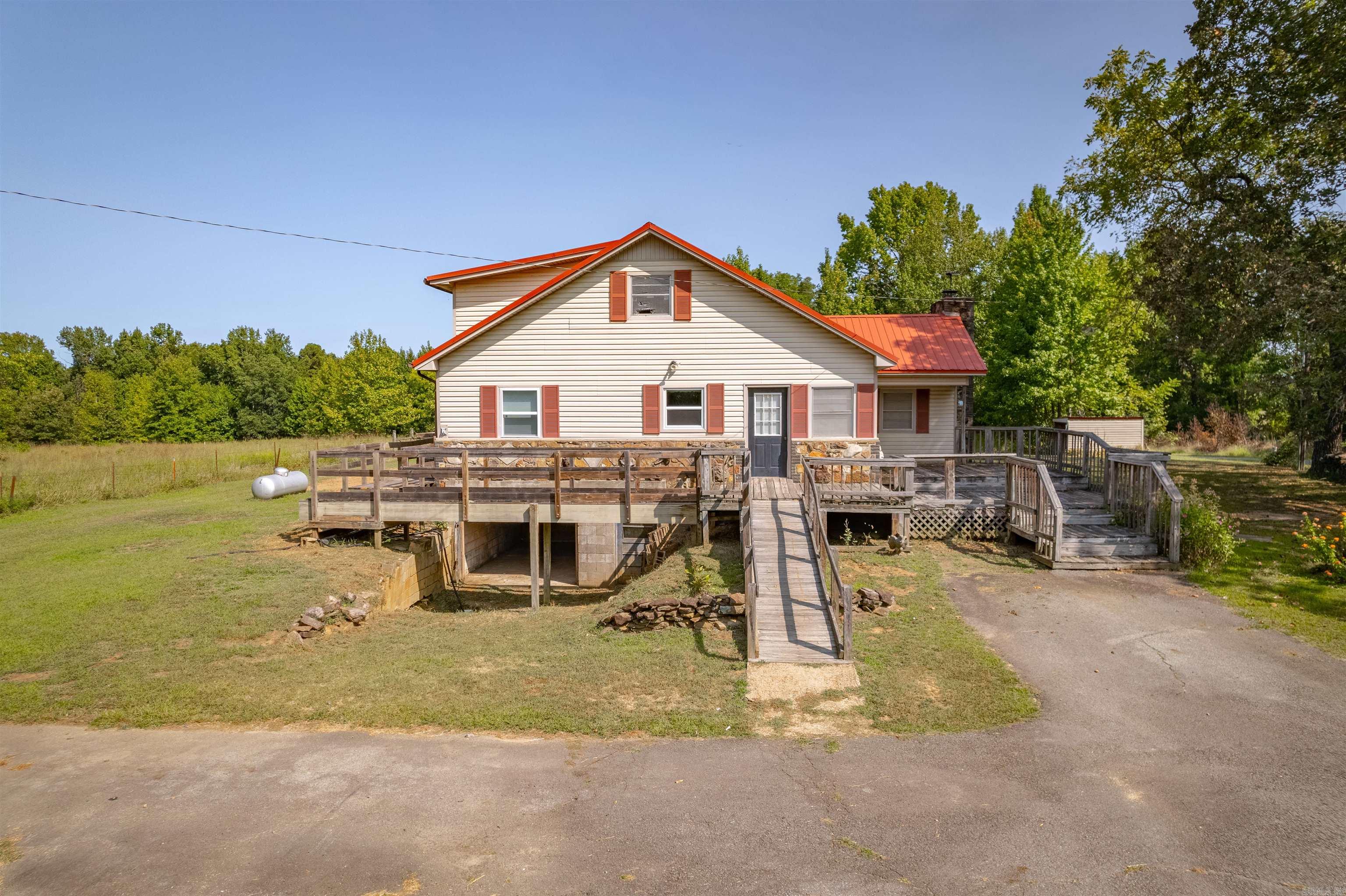 ROSE BUD OUTLOTS - Residential