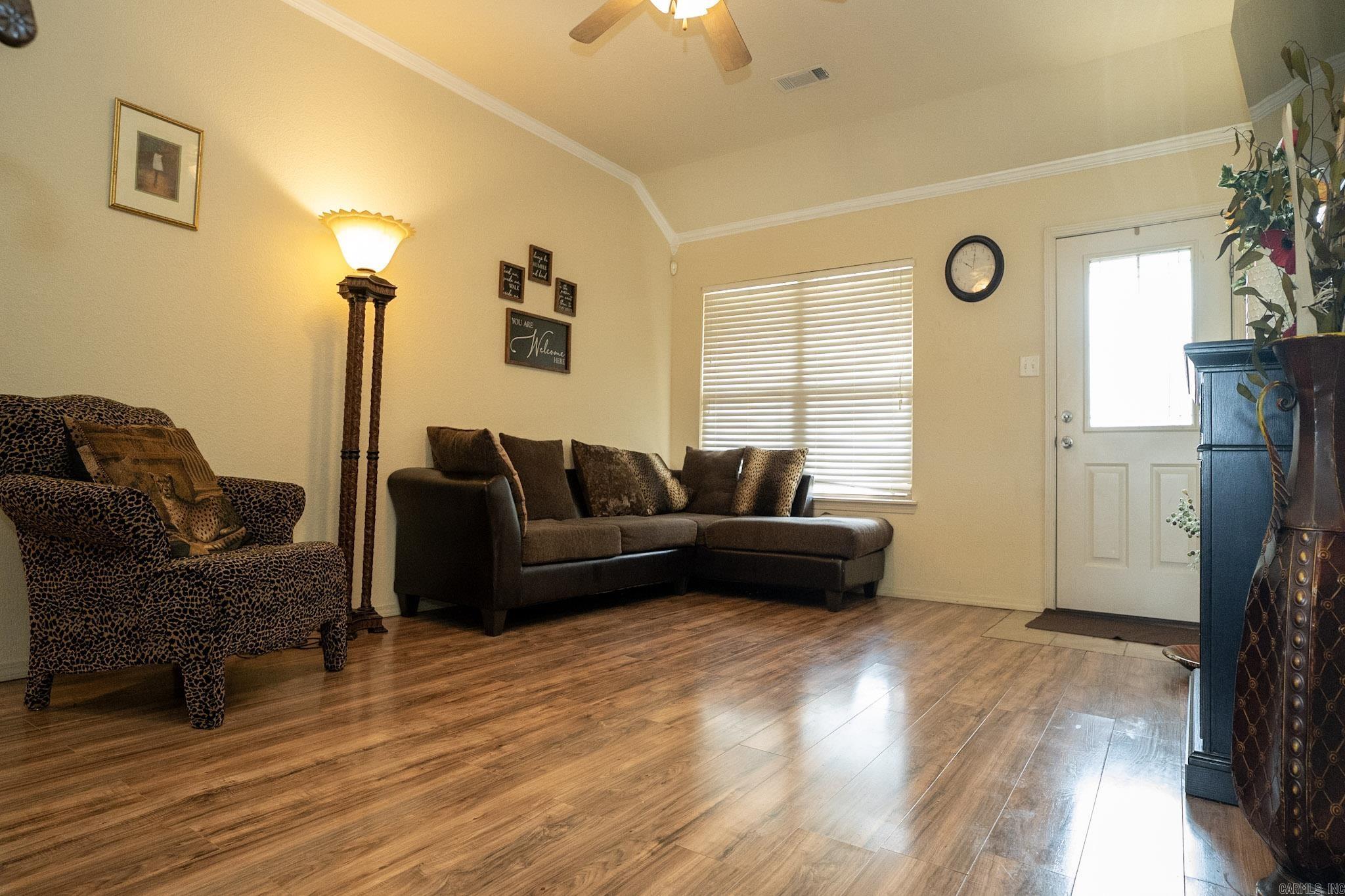 PARKWAY MEADOWS - Residential