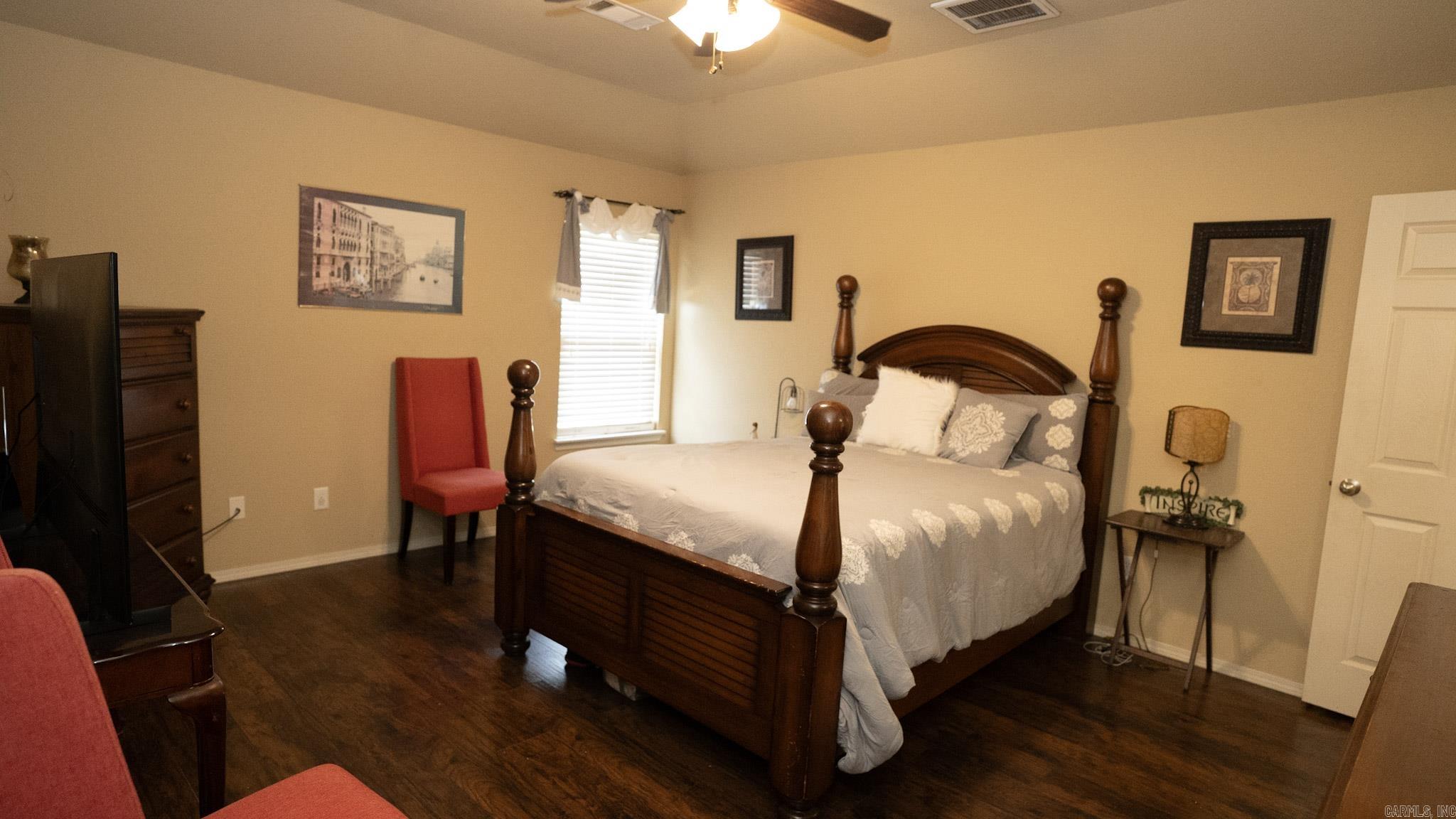 PARKWAY MEADOWS - Residential