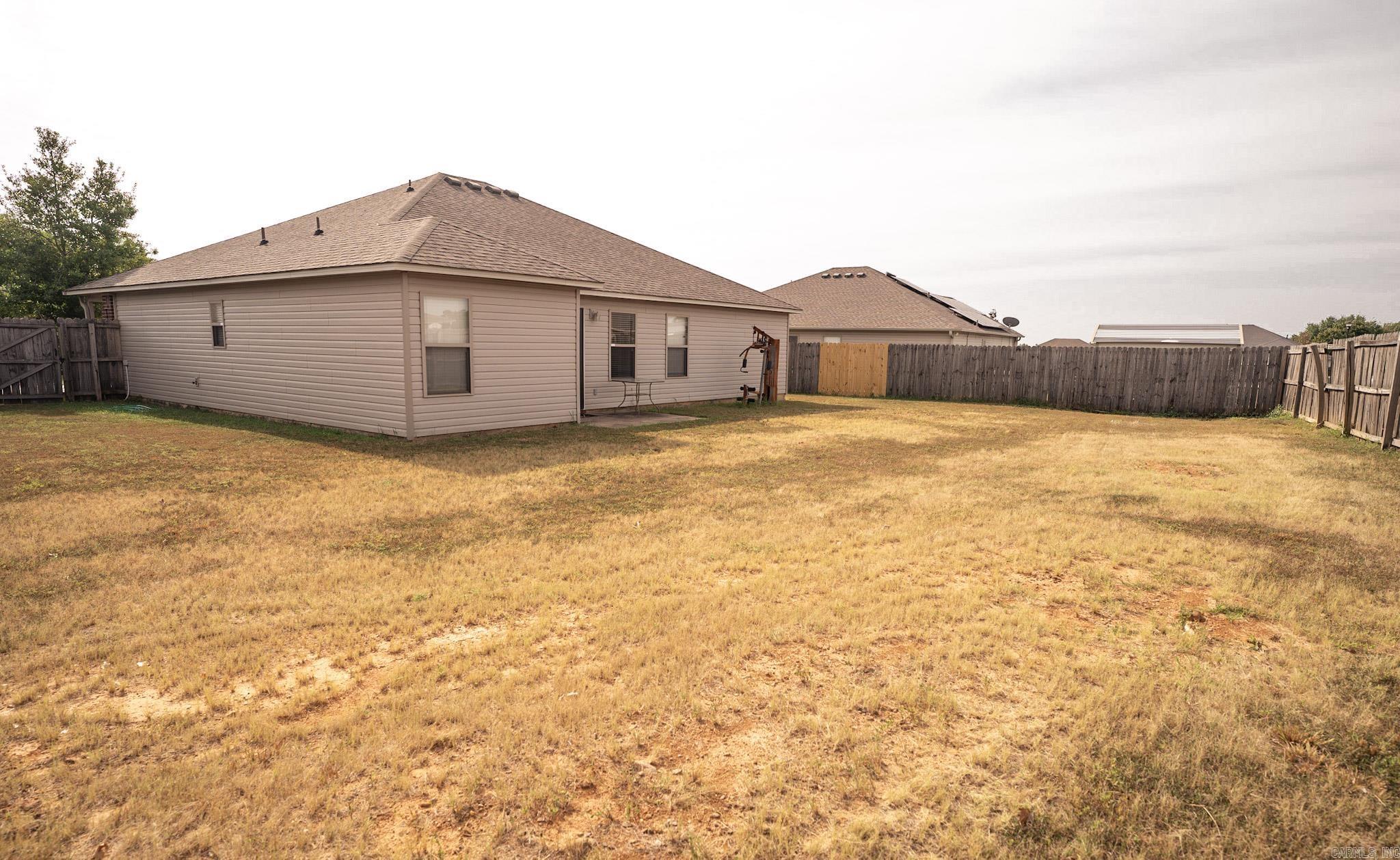 PARKWAY MEADOWS - Residential