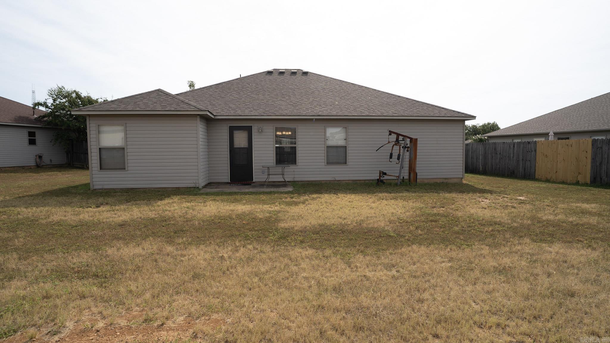 PARKWAY MEADOWS - Residential