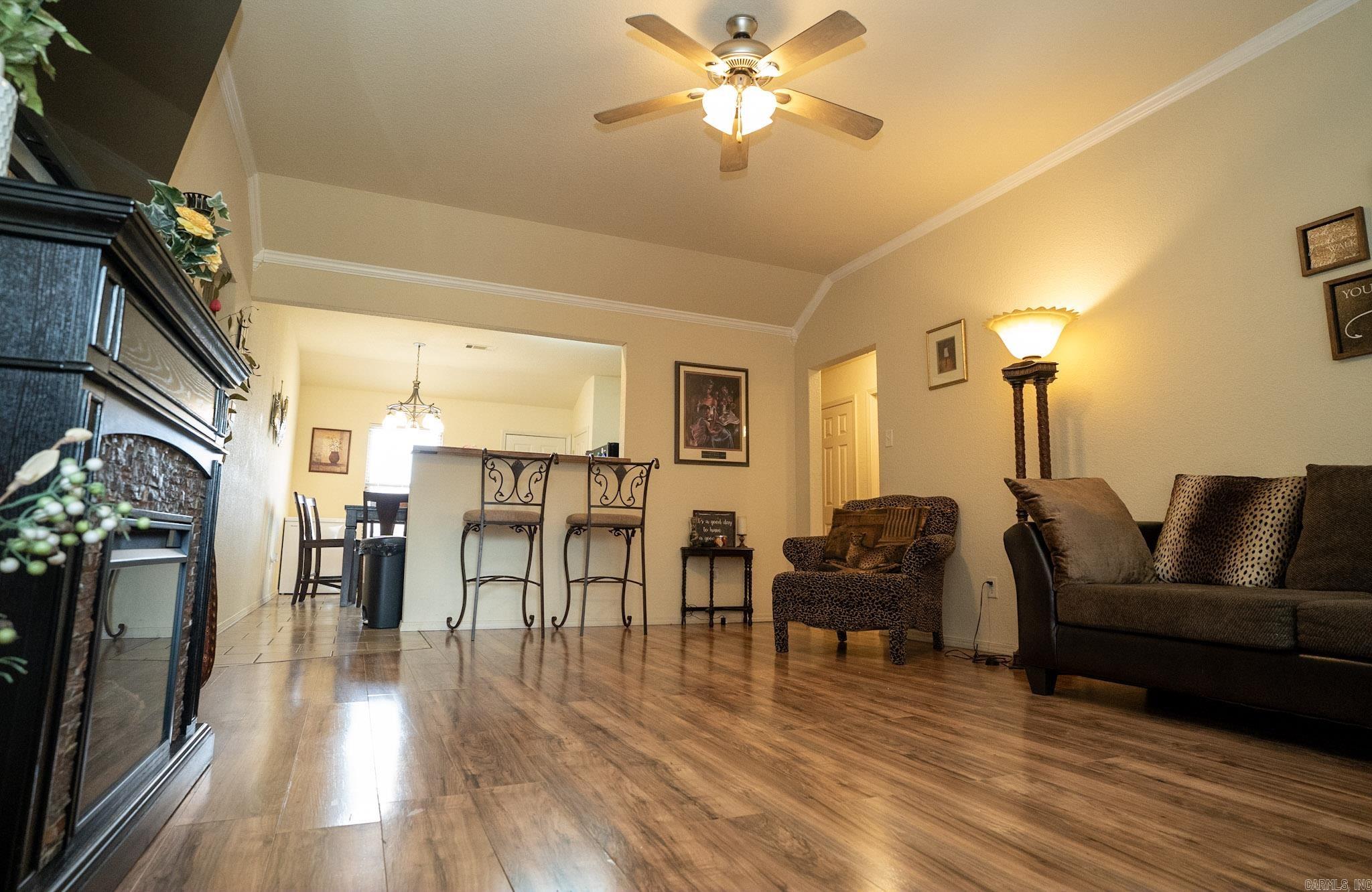 PARKWAY MEADOWS - Residential