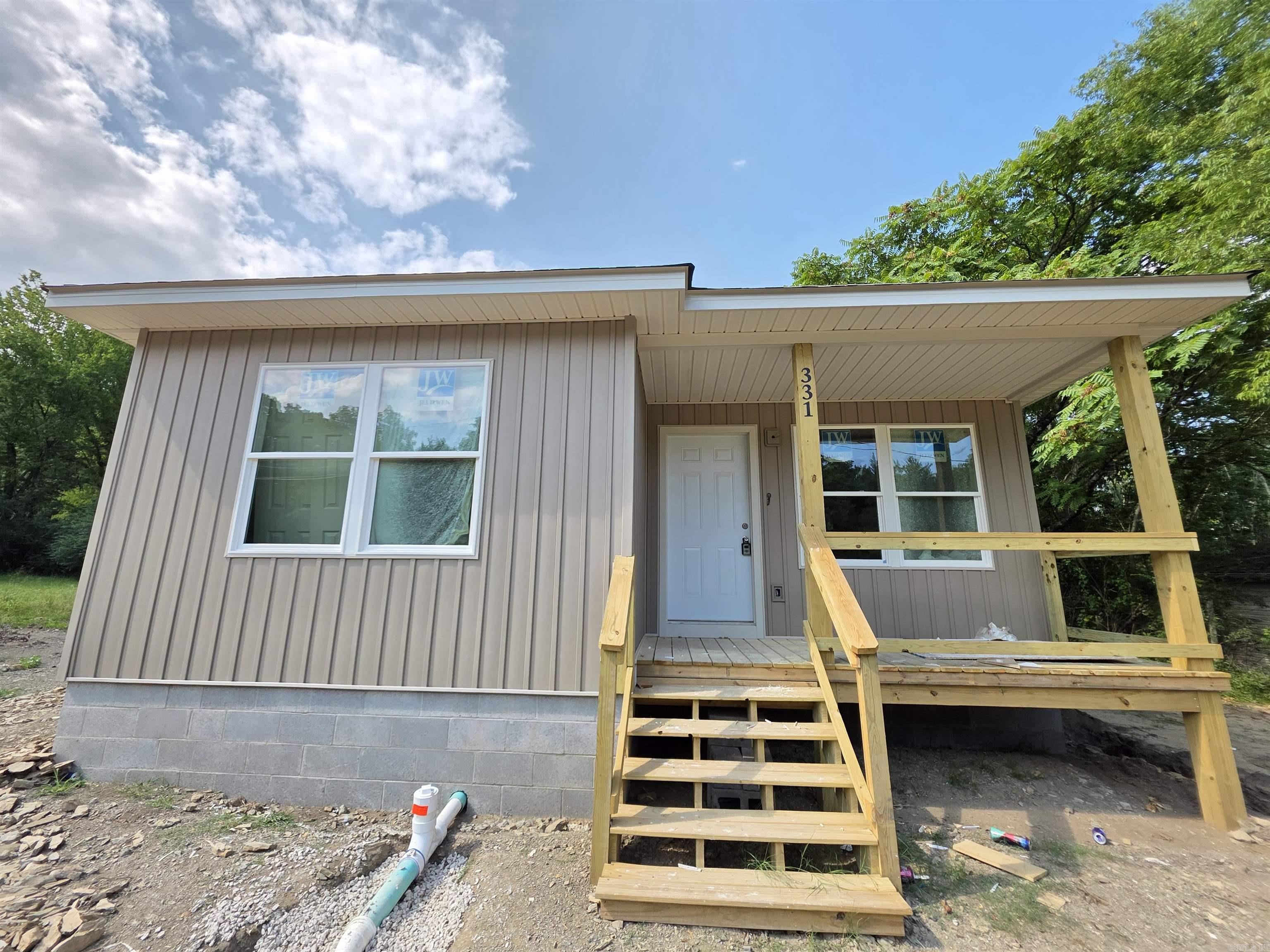 New Home under construction. 3bd 2ba home with extensive yard. Located in the heart of Hot Springs close to downtown. Quality craftsmanship at an affordable price. Stay tuned for progress of construction!