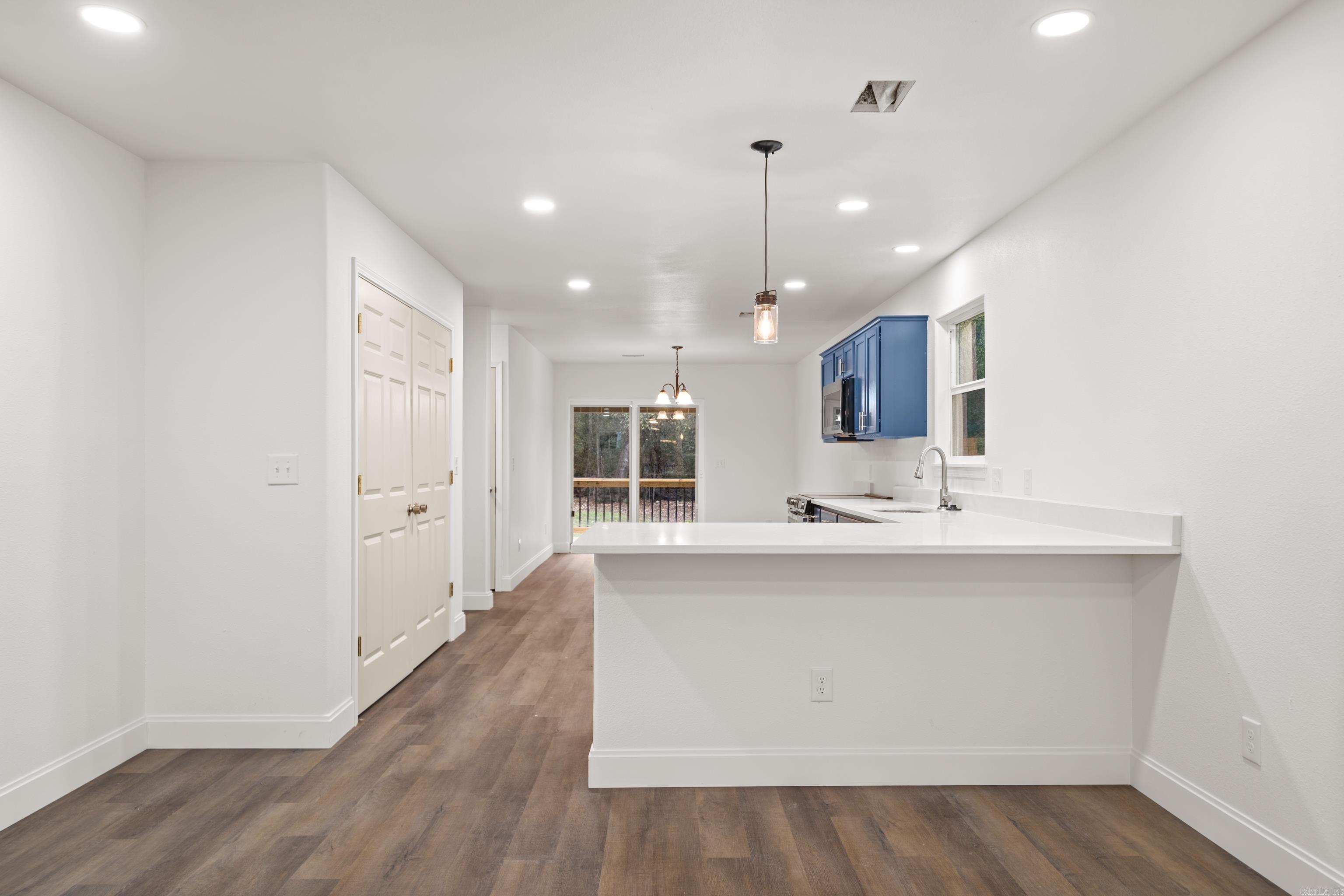 HSR BLK - Residential