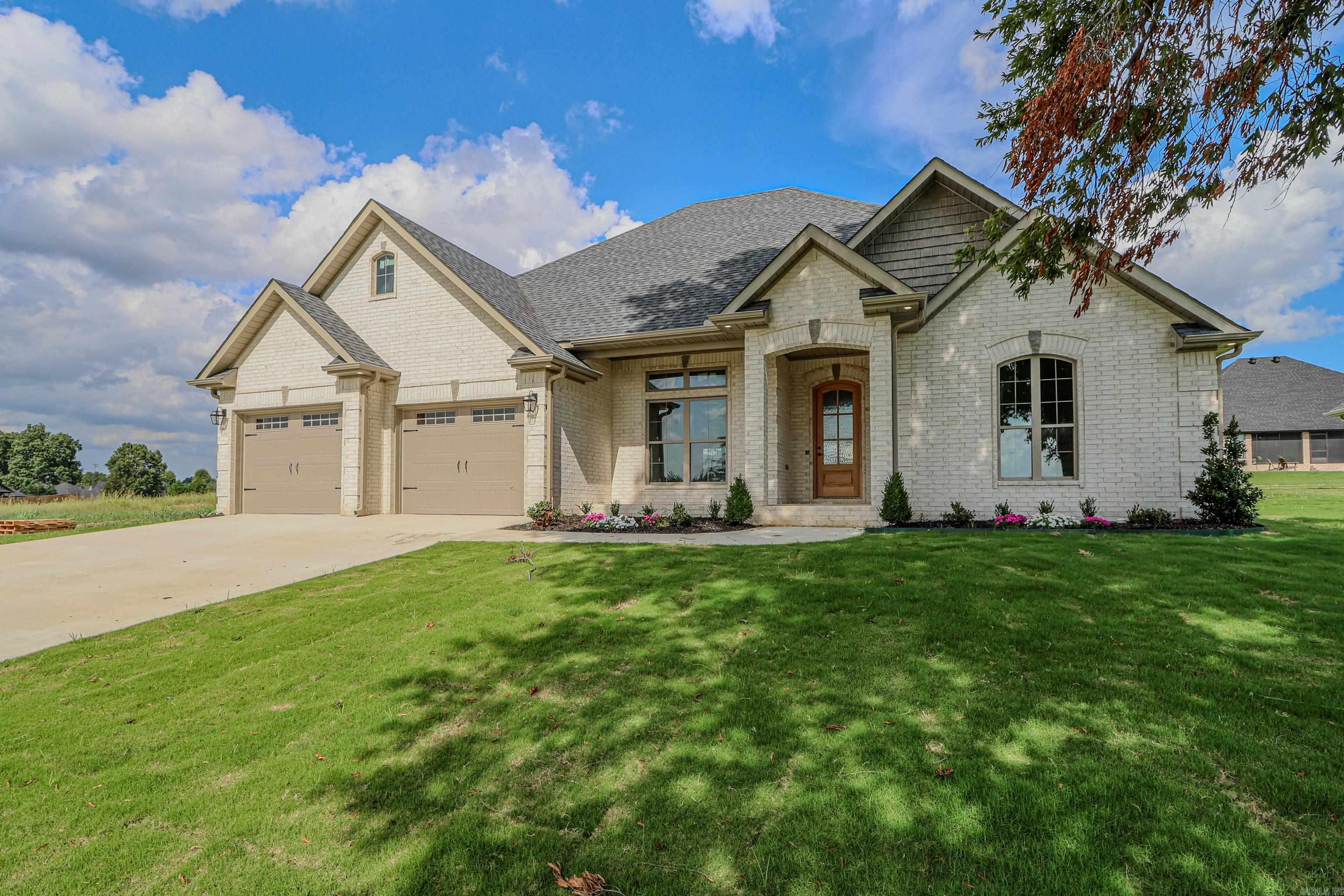 SILO RIDGE ESTATES - Residential