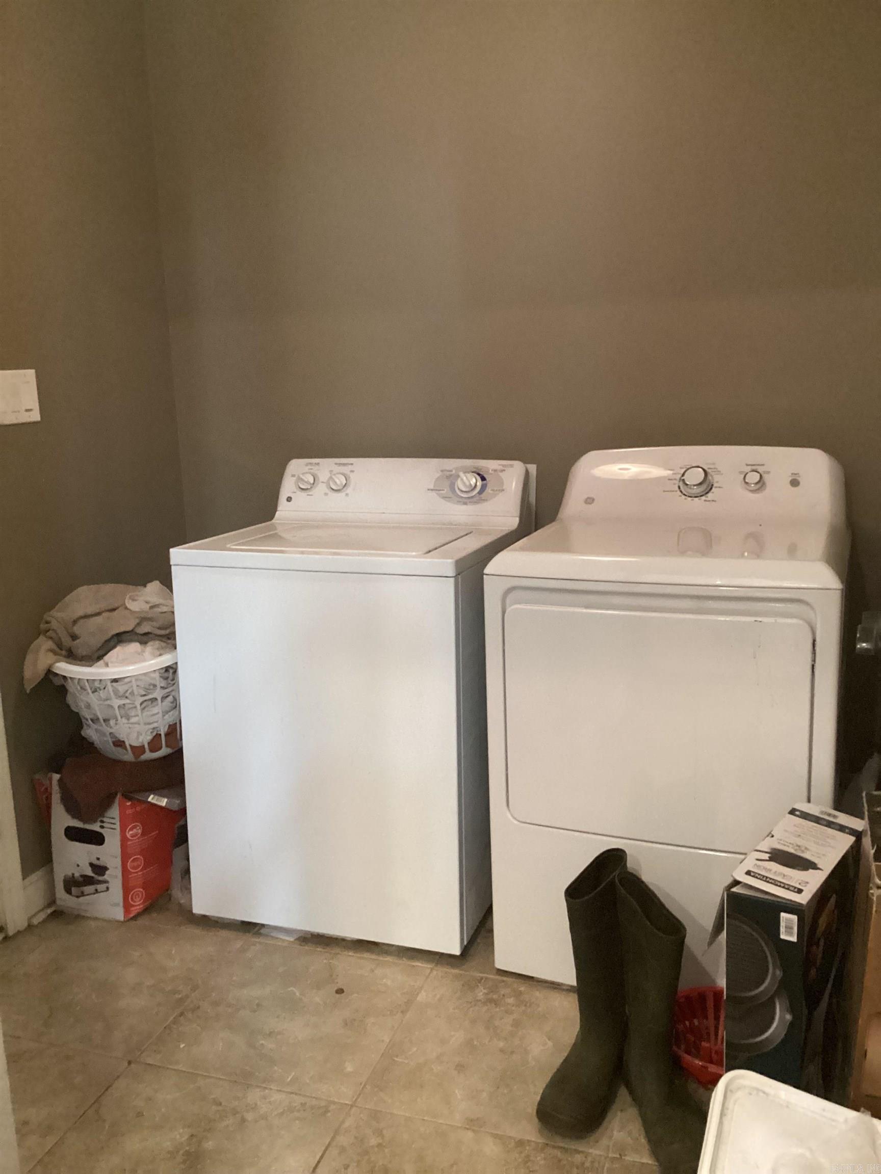 HURRICANE MEADOWS - Residential