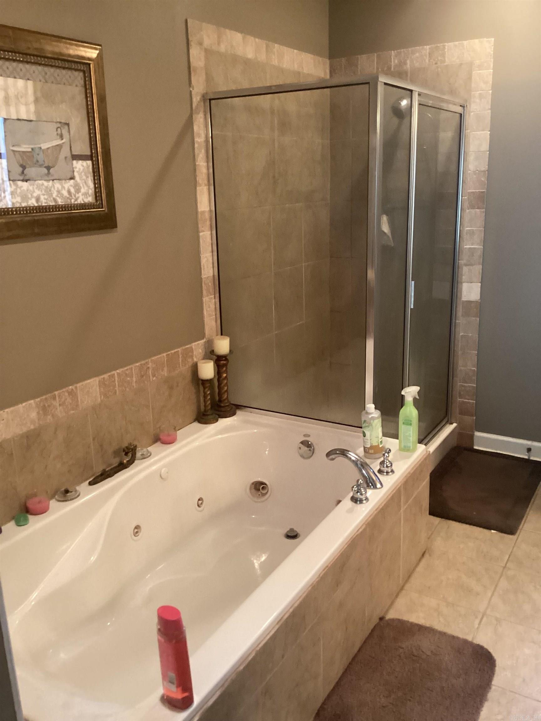 HURRICANE MEADOWS - Residential