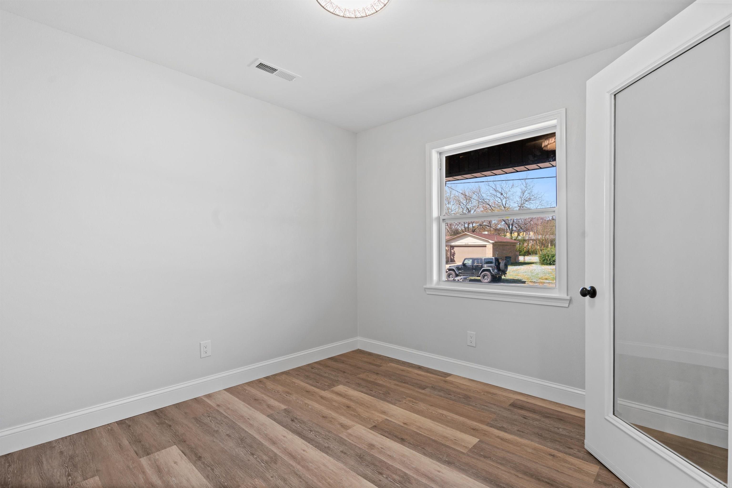 BEVERLY HILLS - Residential