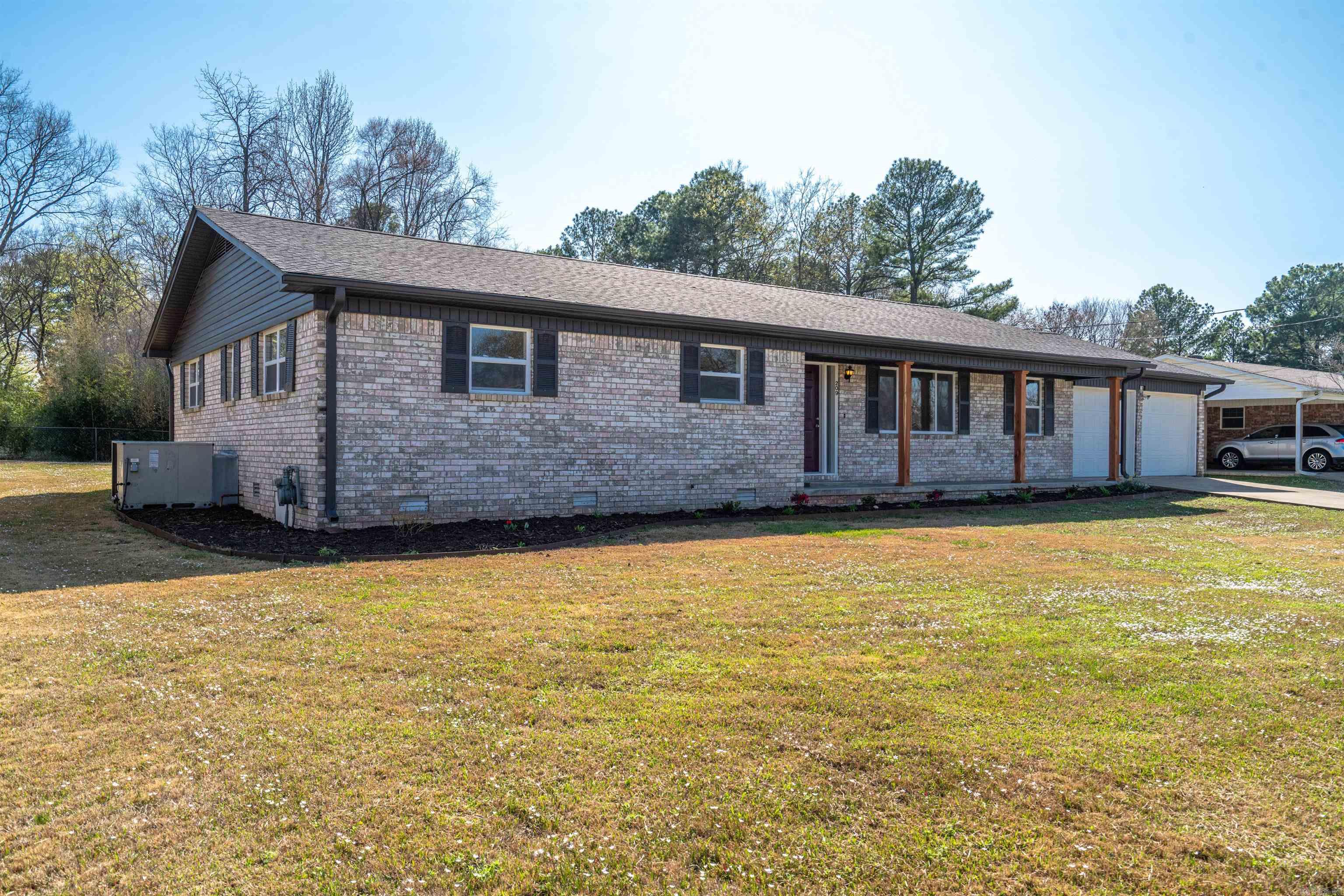 BEVERLY HILLS - Residential