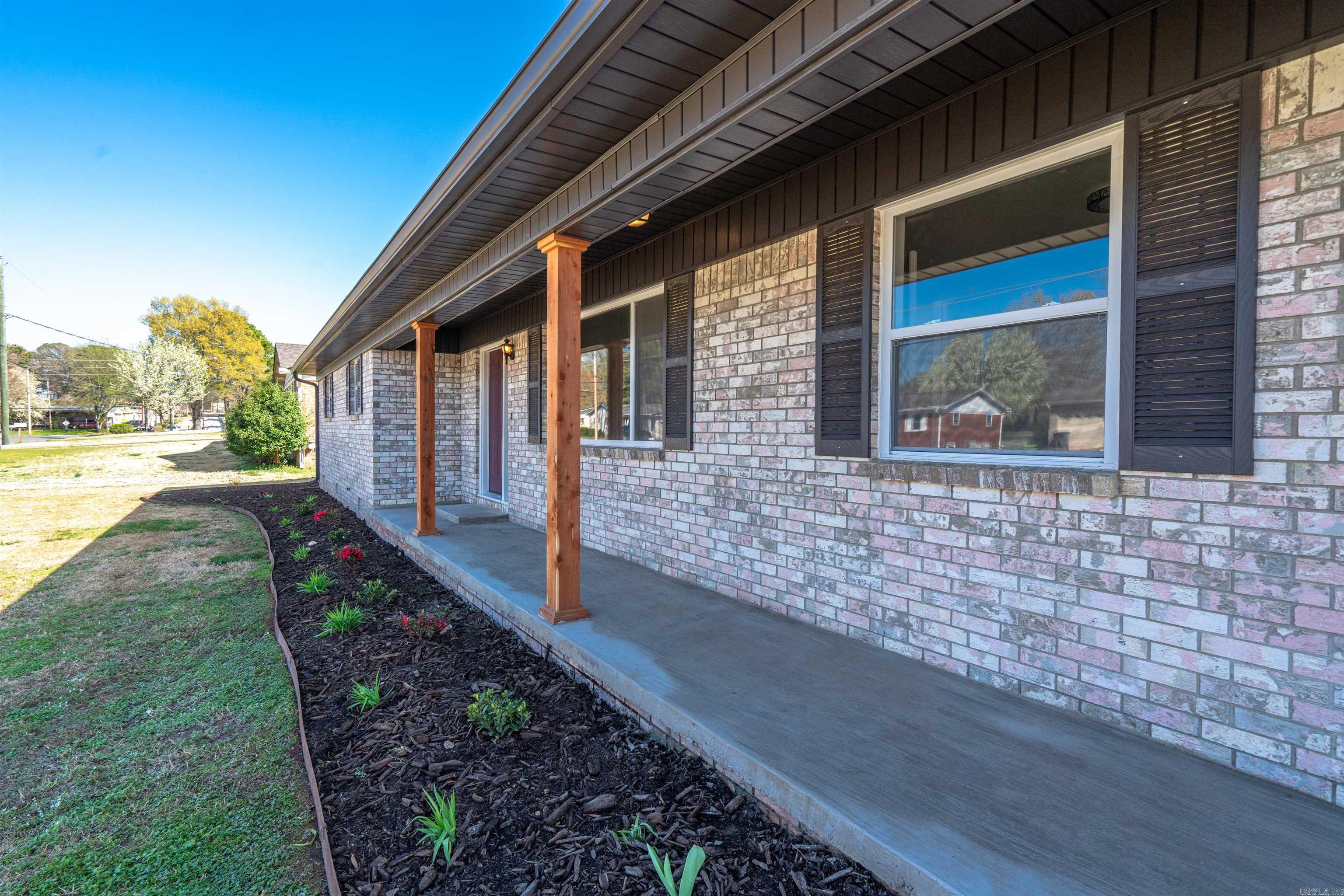 BEVERLY HILLS - Residential