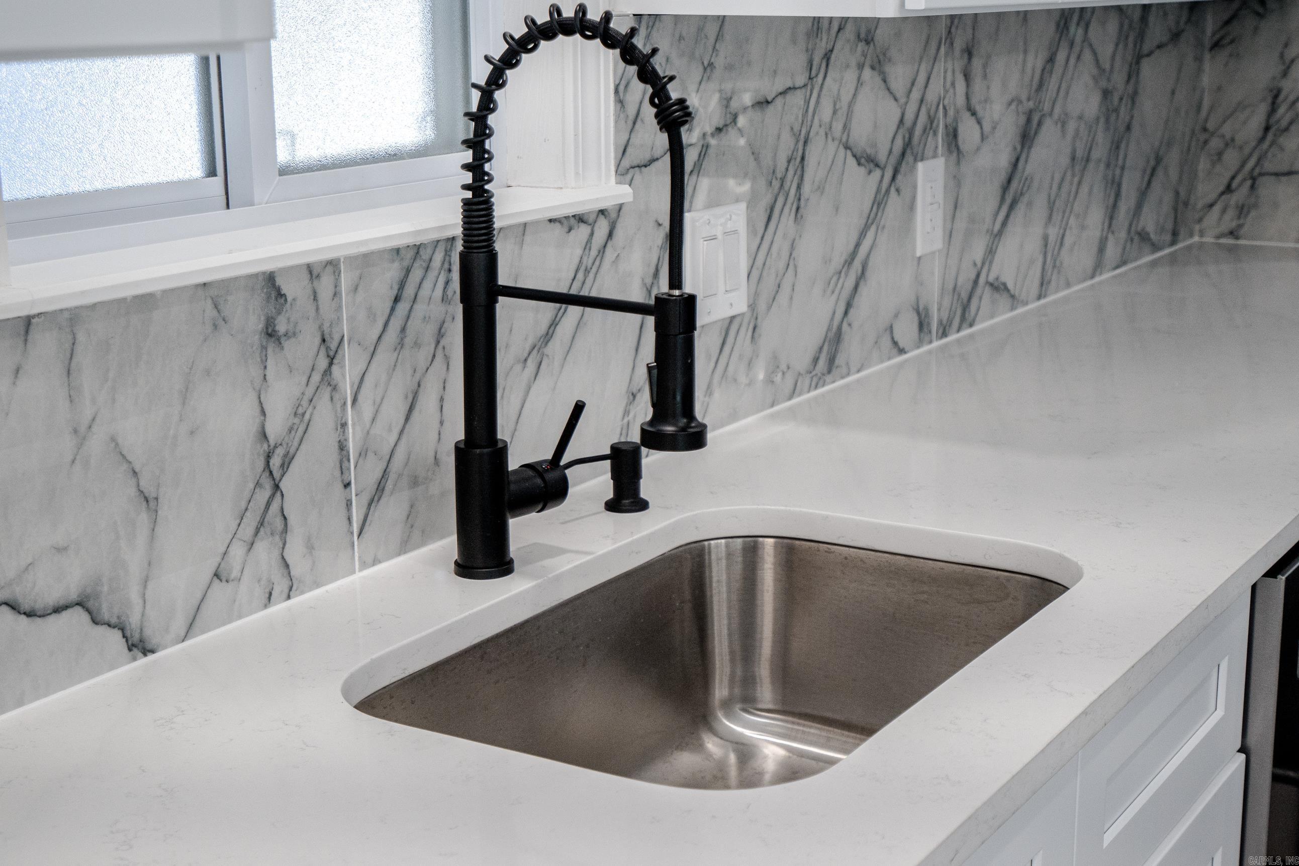 BEVERLY HILLS - Residential