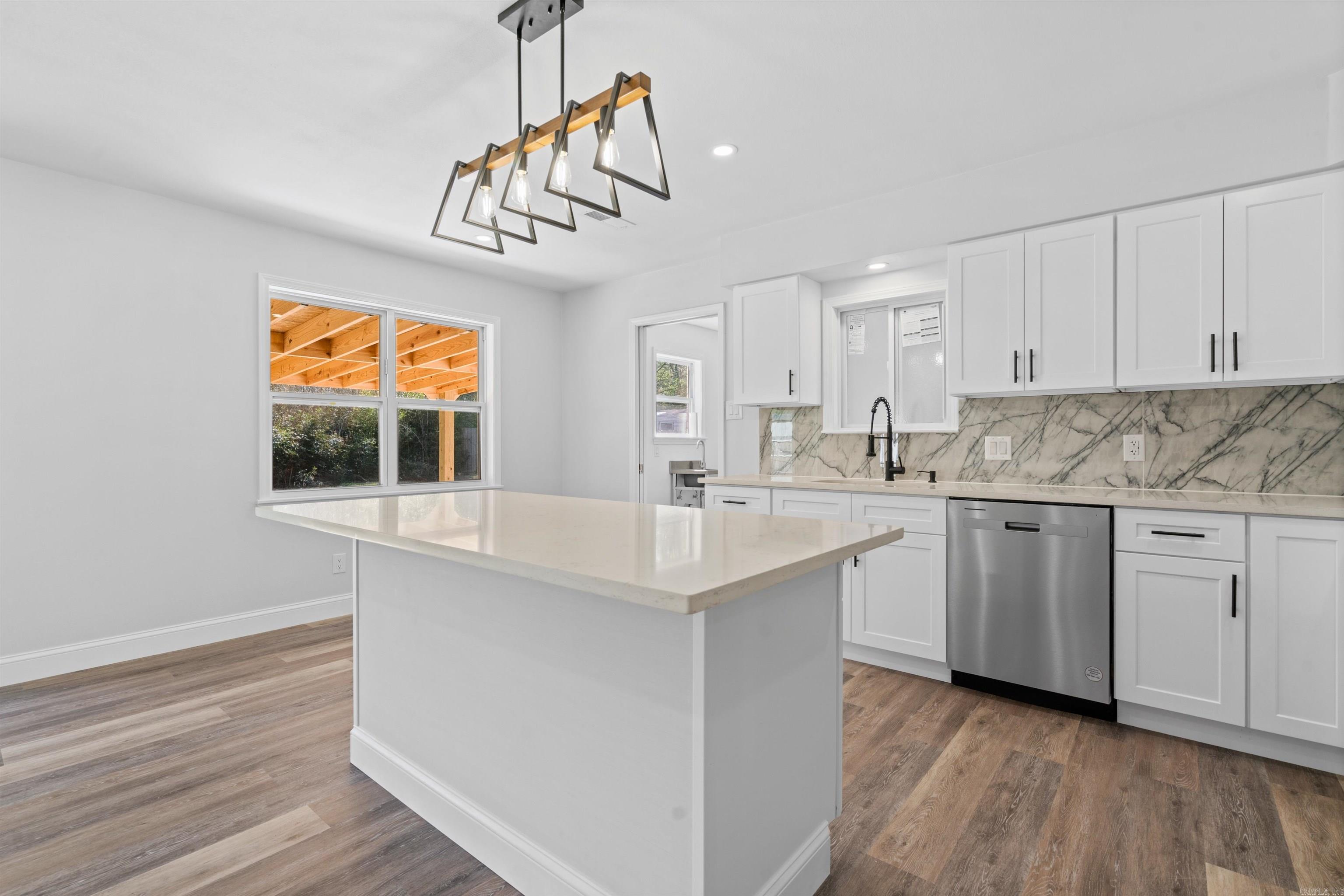 BEVERLY HILLS - Residential