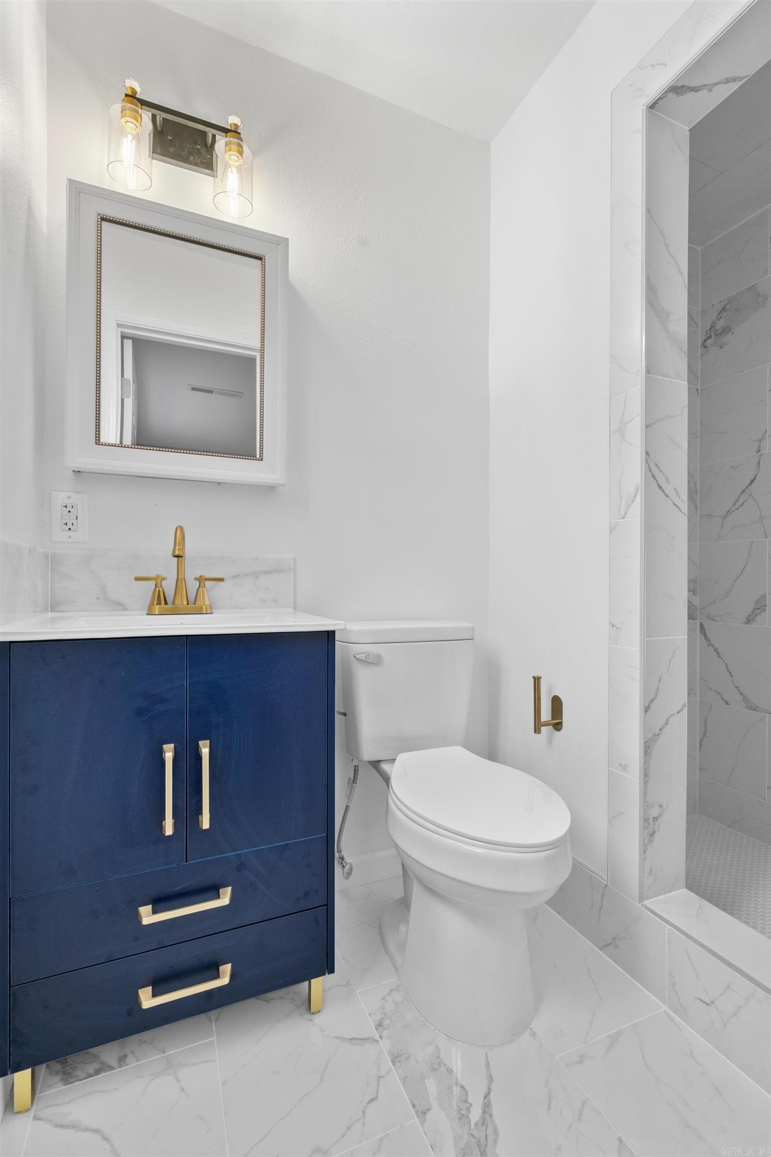 BEVERLY HILLS - Residential