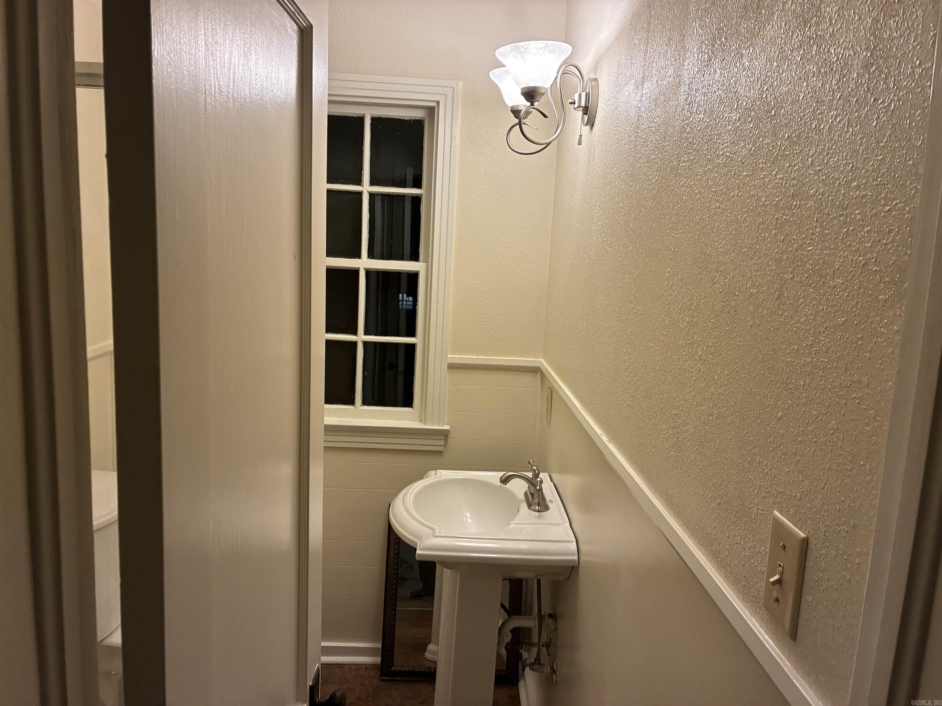 Delta Minor - Residential