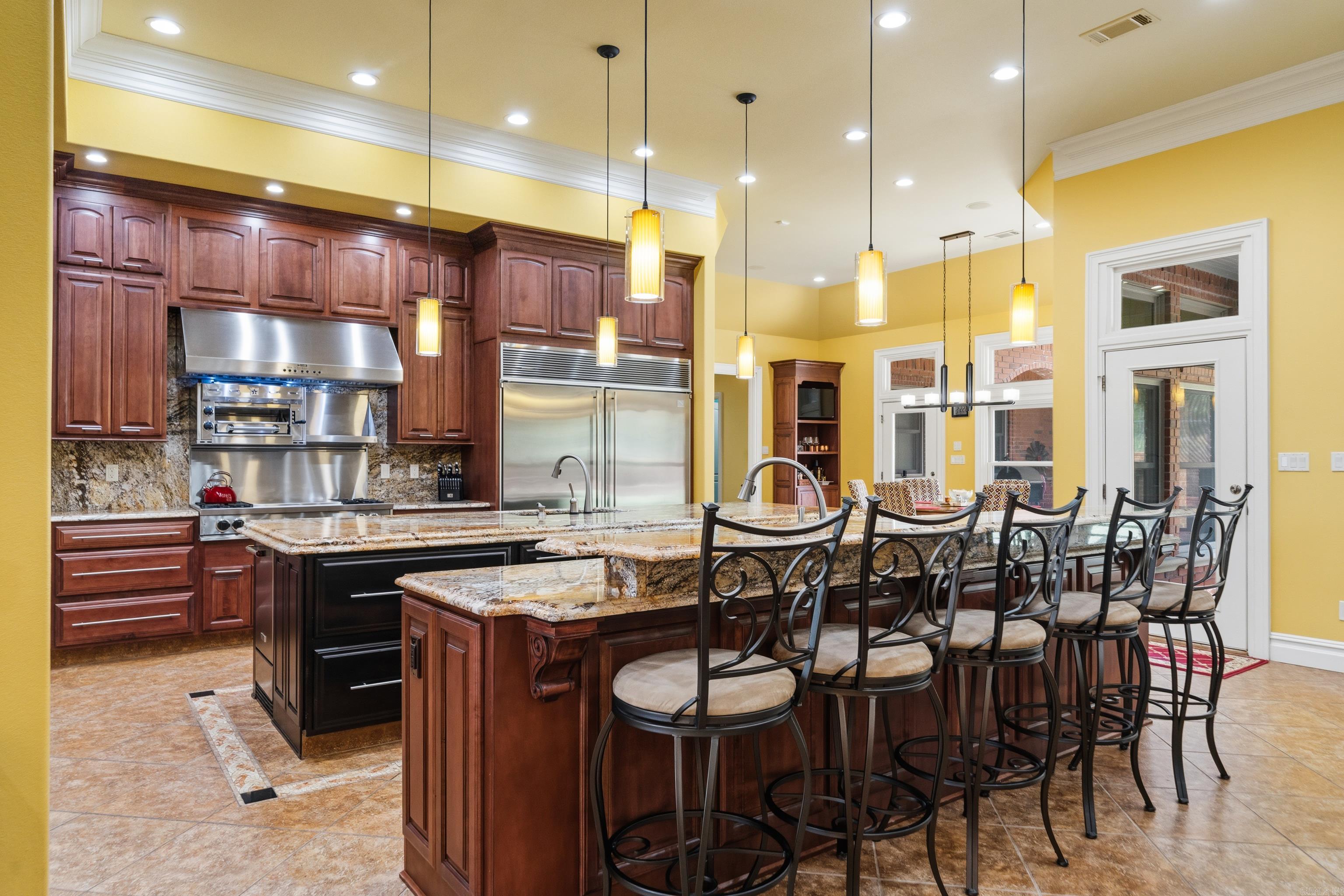 RED OAK - Residential