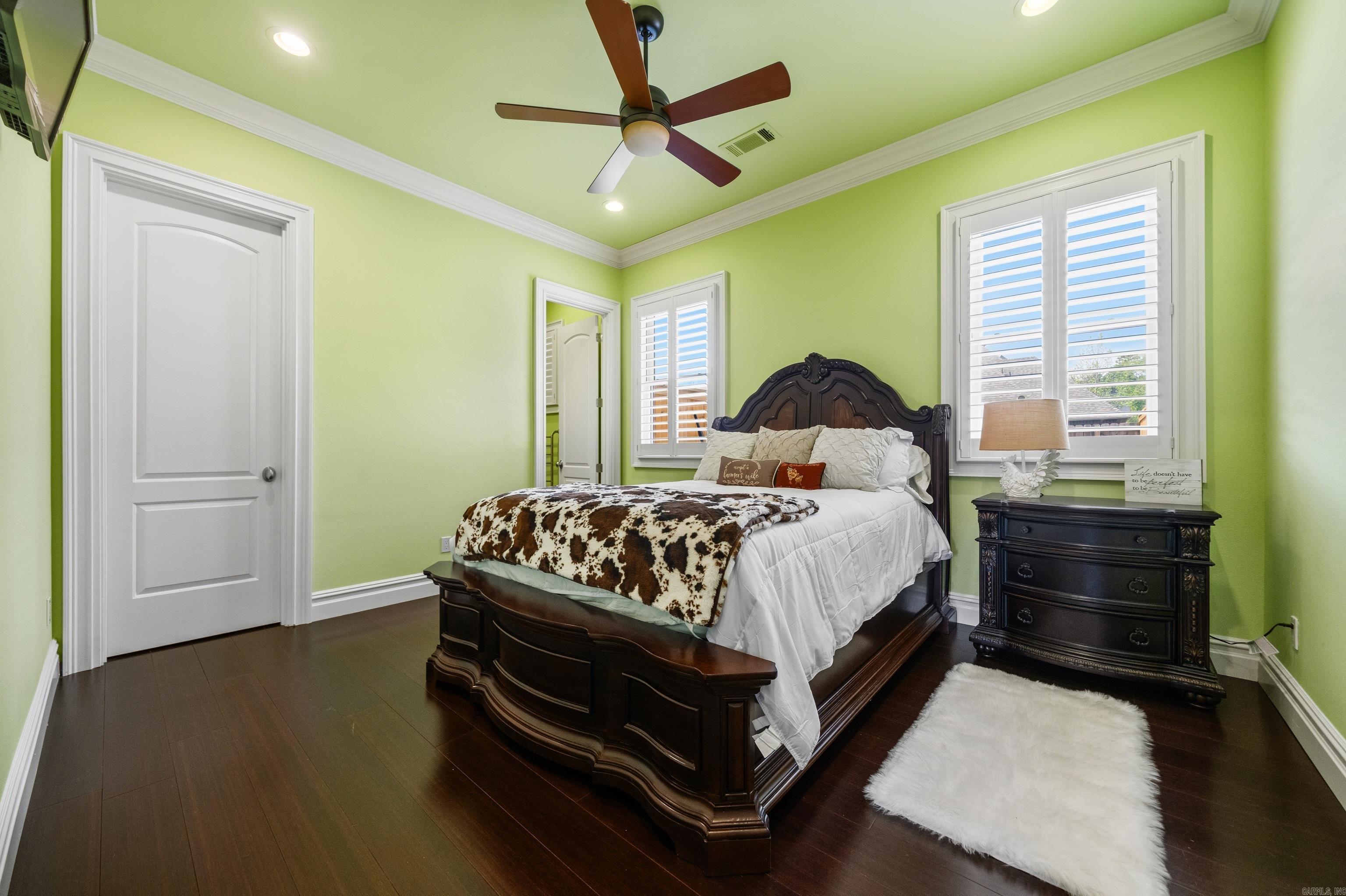 RED OAK - Residential