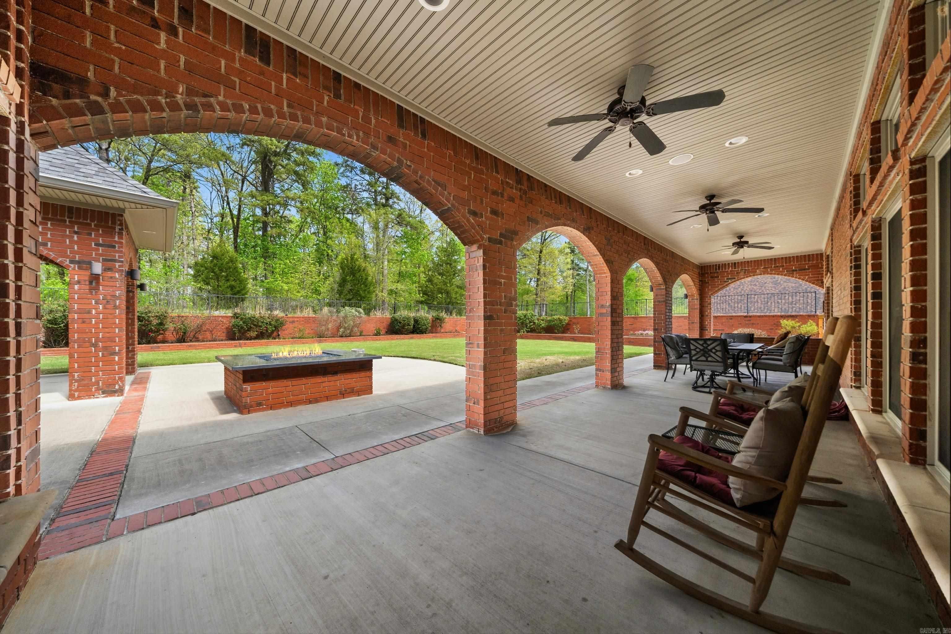 RED OAK - Residential