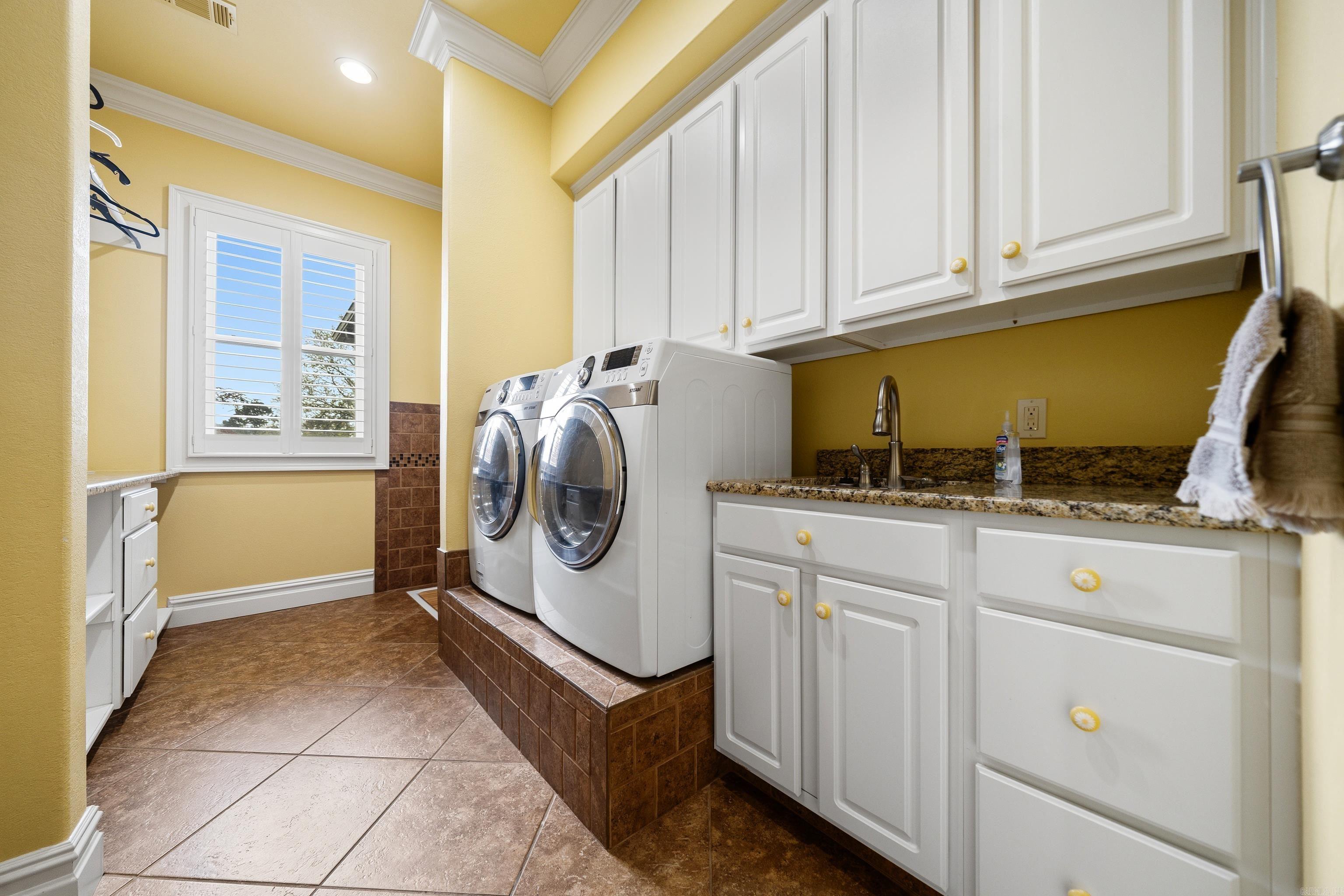 RED OAK - Residential