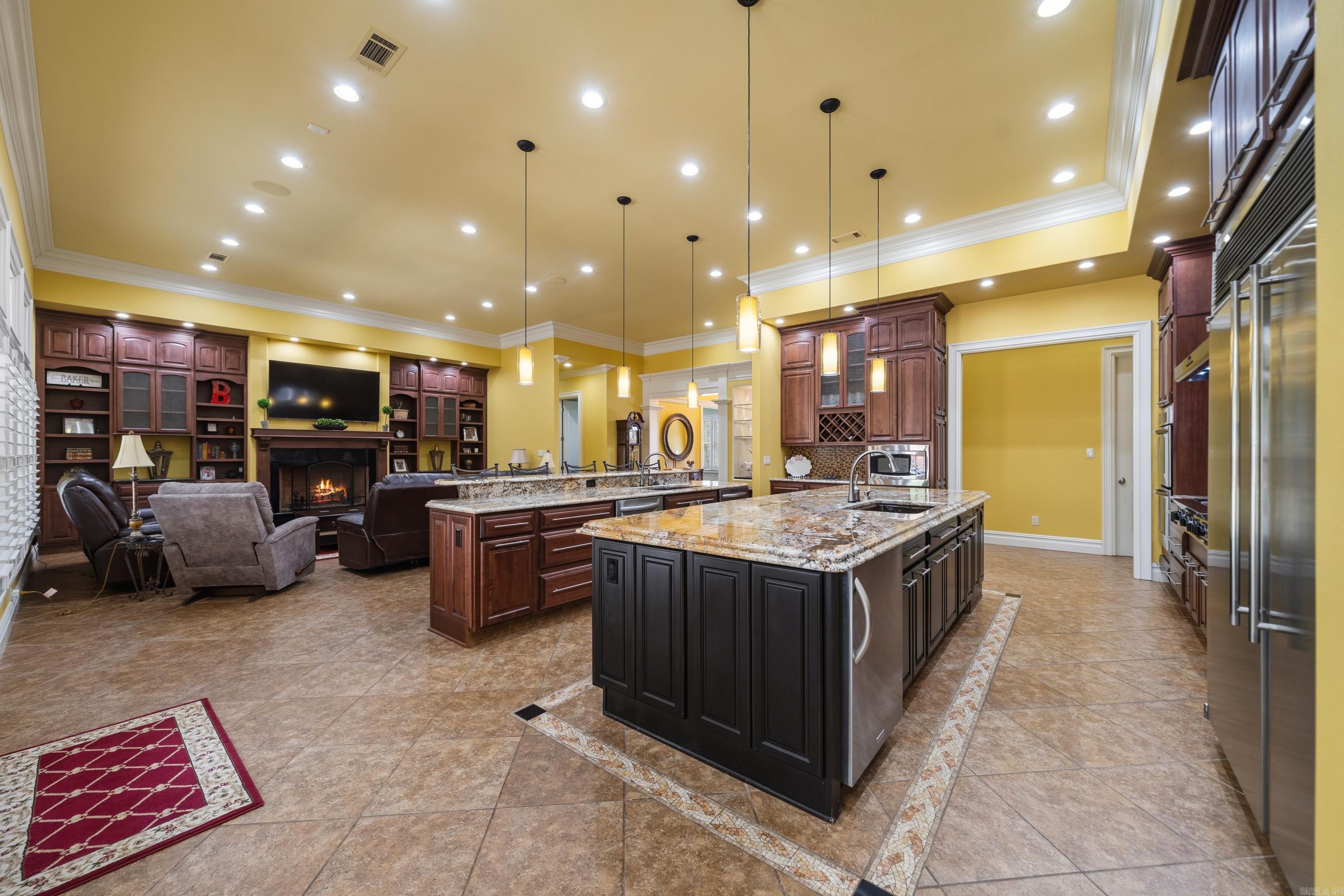 RED OAK - Residential