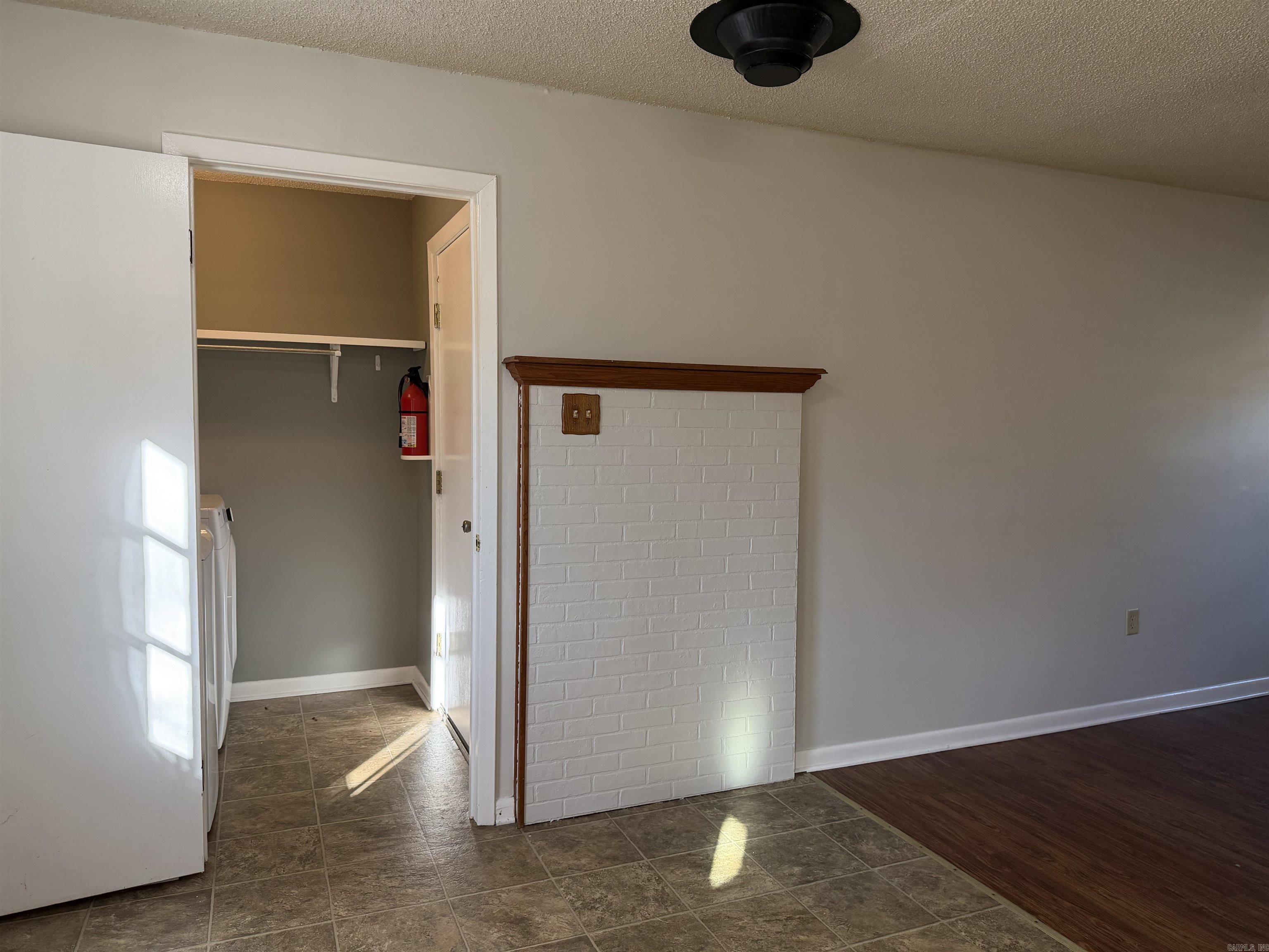 DAVIS S/D (SEARCY) - Residential