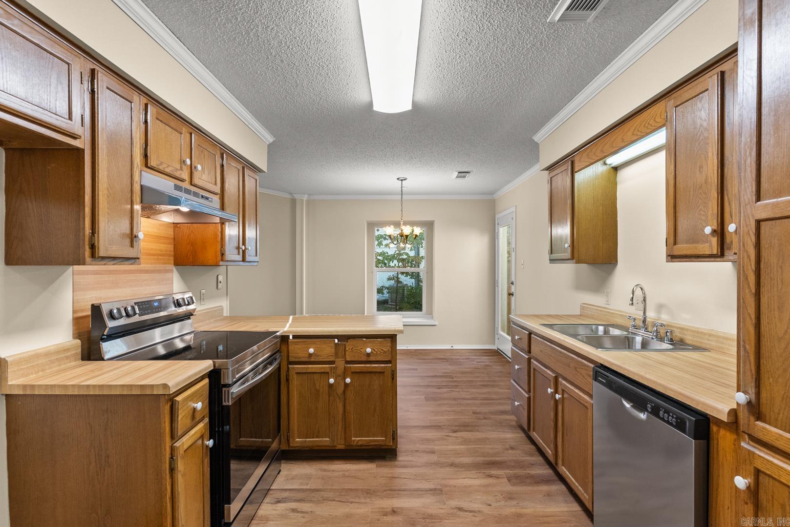Point West 3rd - Residential