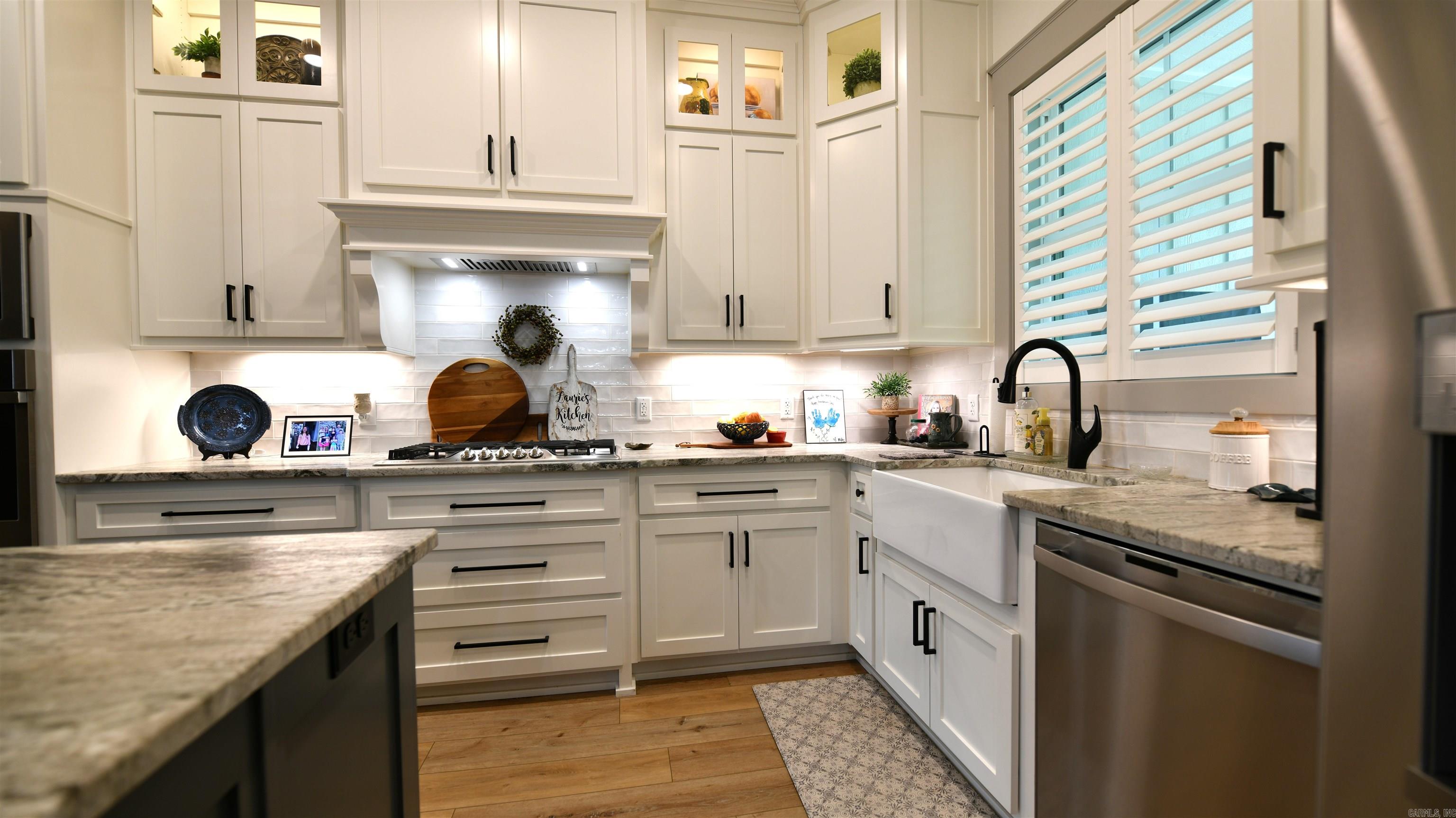 THE VILLAGE AT PRAIRIE CREEK - Residential