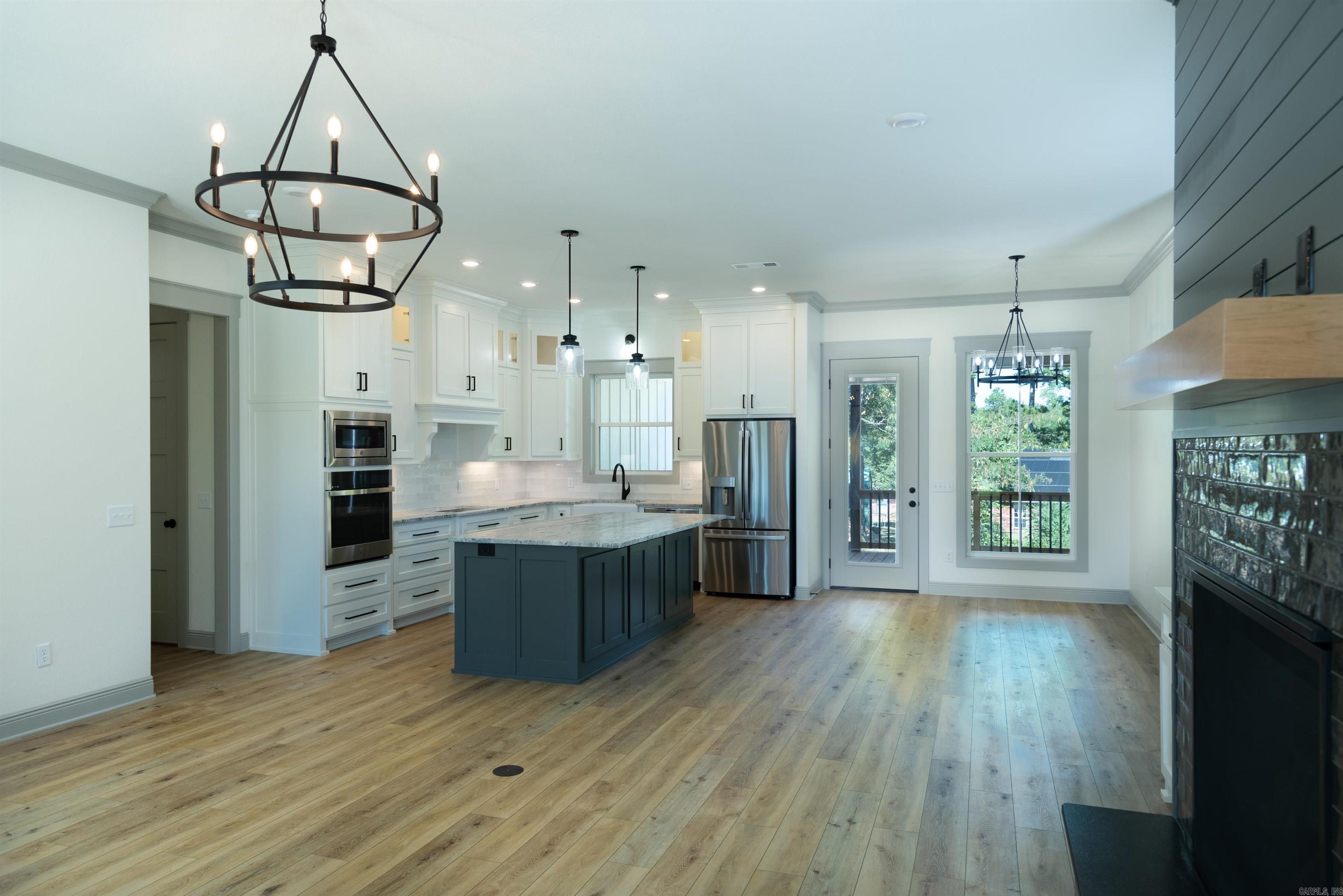 THE VILLAGE AT PRAIRIE CREEK - Residential