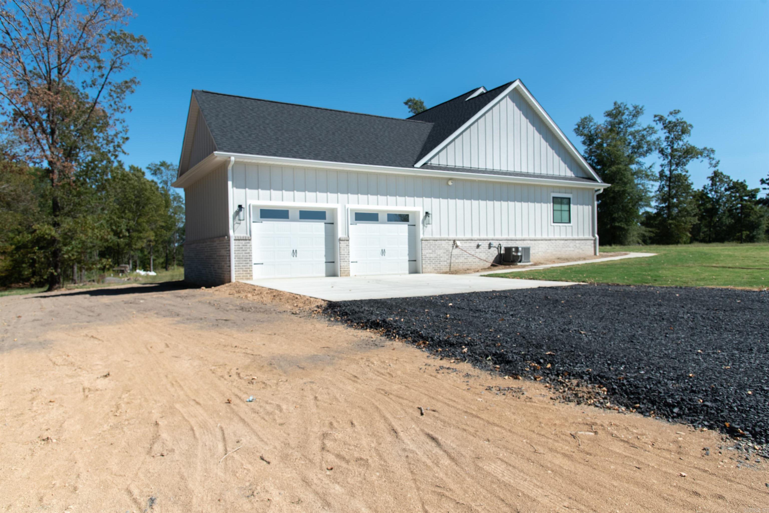 THE VILLAGE AT PRAIRIE CREEK - Residential