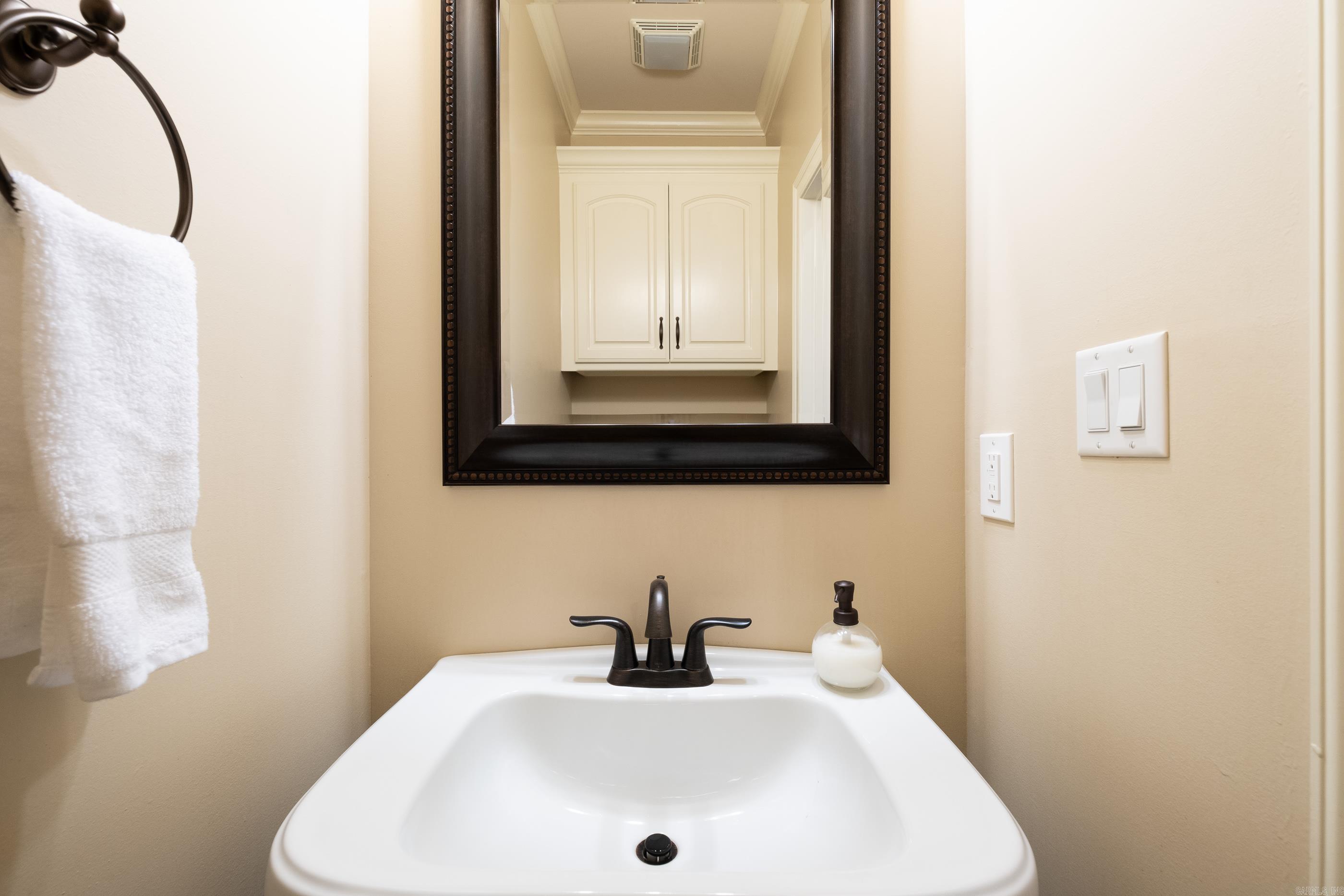 WOODLANDS EDGE - Residential