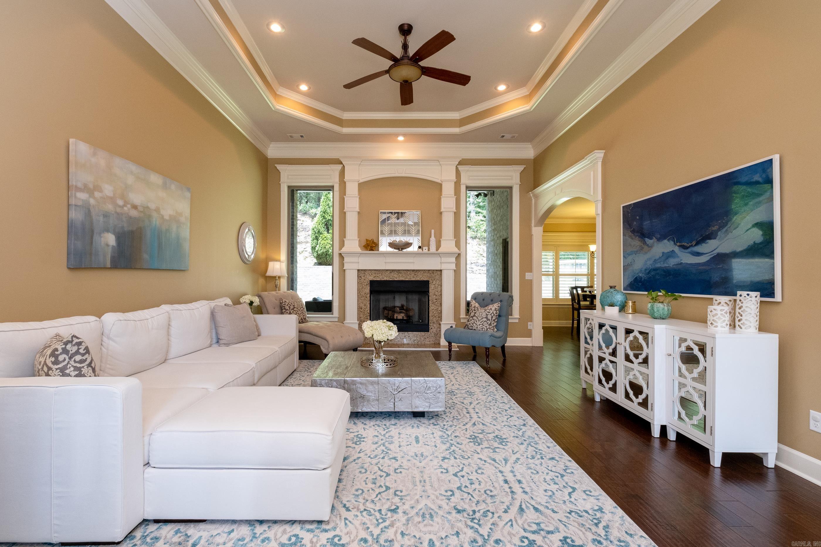 WOODLANDS EDGE - Residential