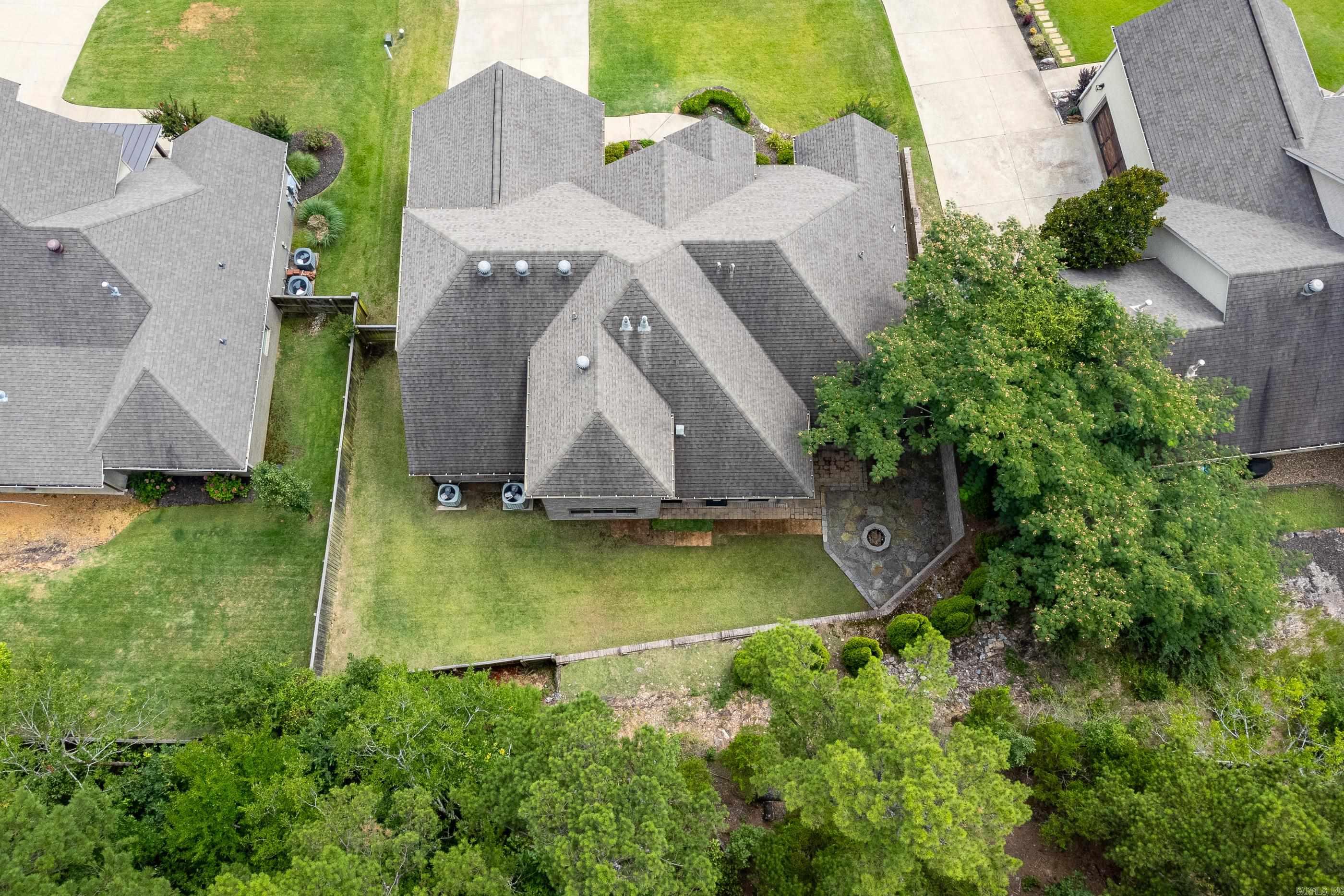 WOODLANDS EDGE - Residential