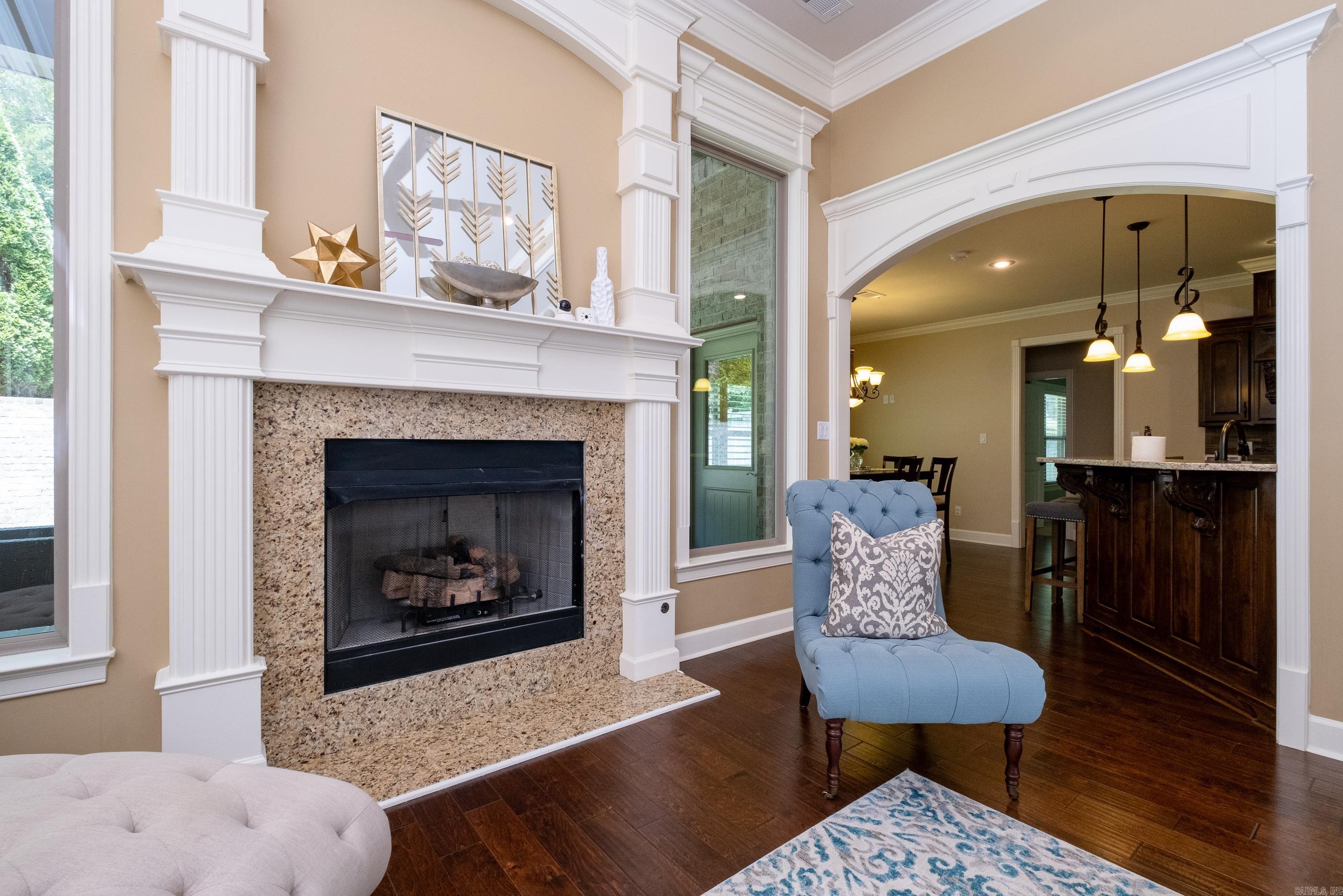 WOODLANDS EDGE - Residential