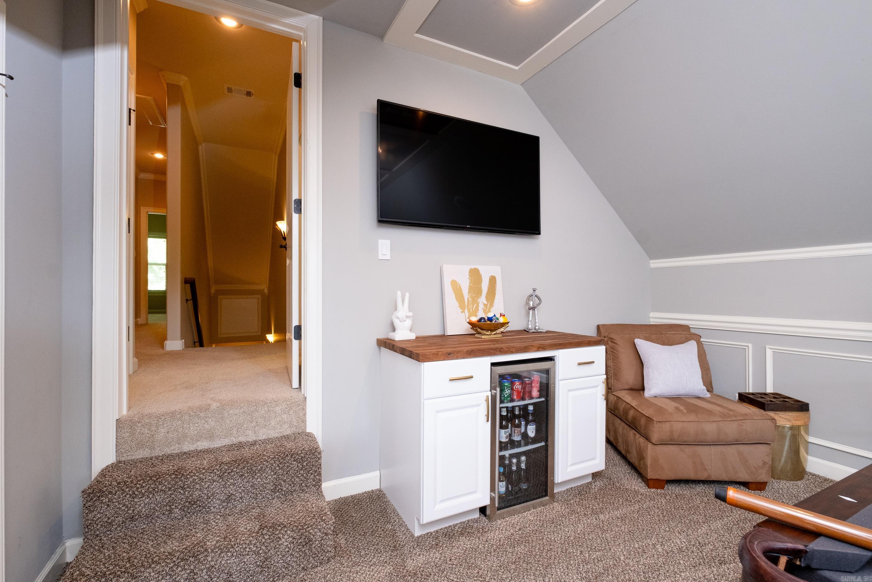 WOODLANDS EDGE - Residential