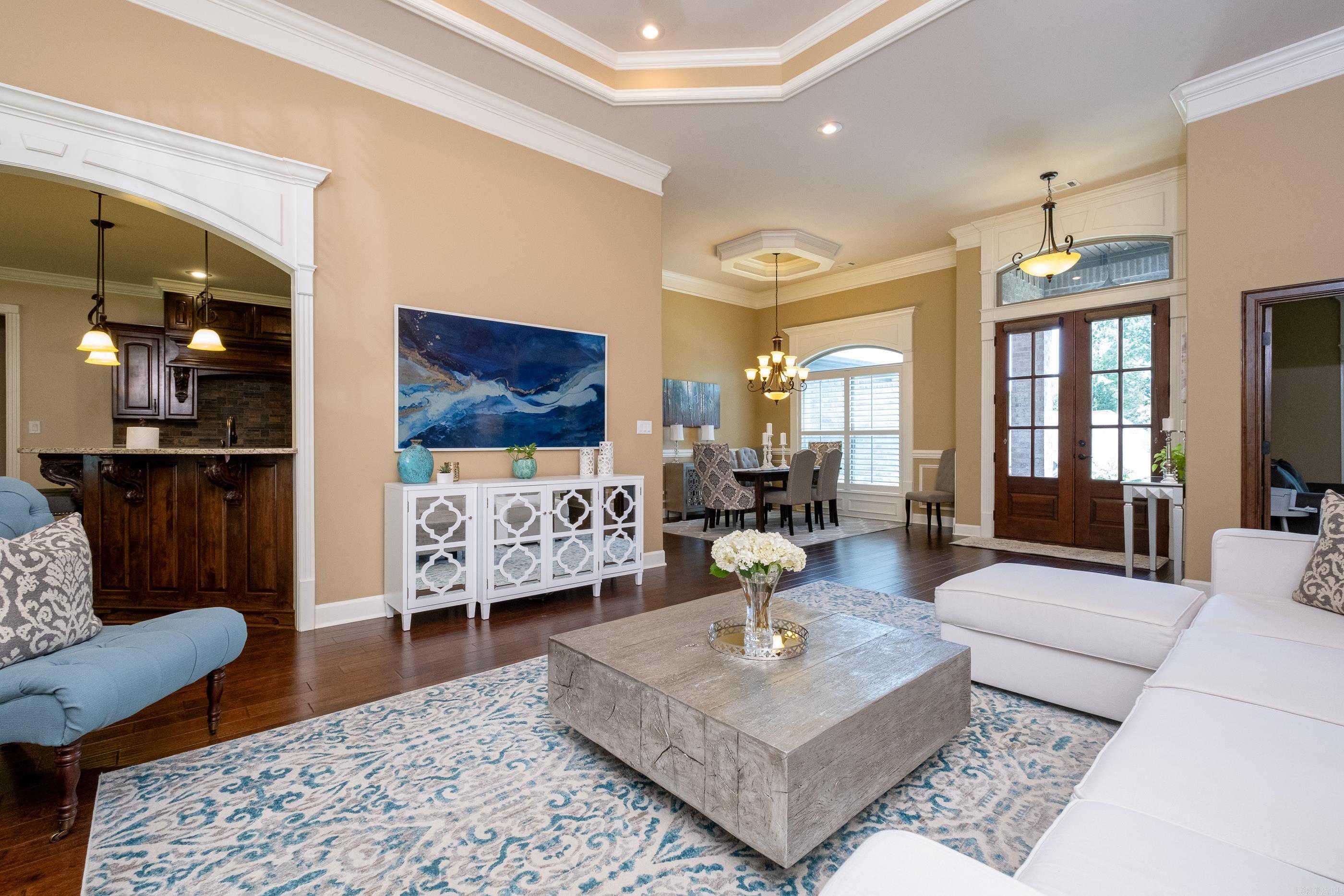 WOODLANDS EDGE - Residential