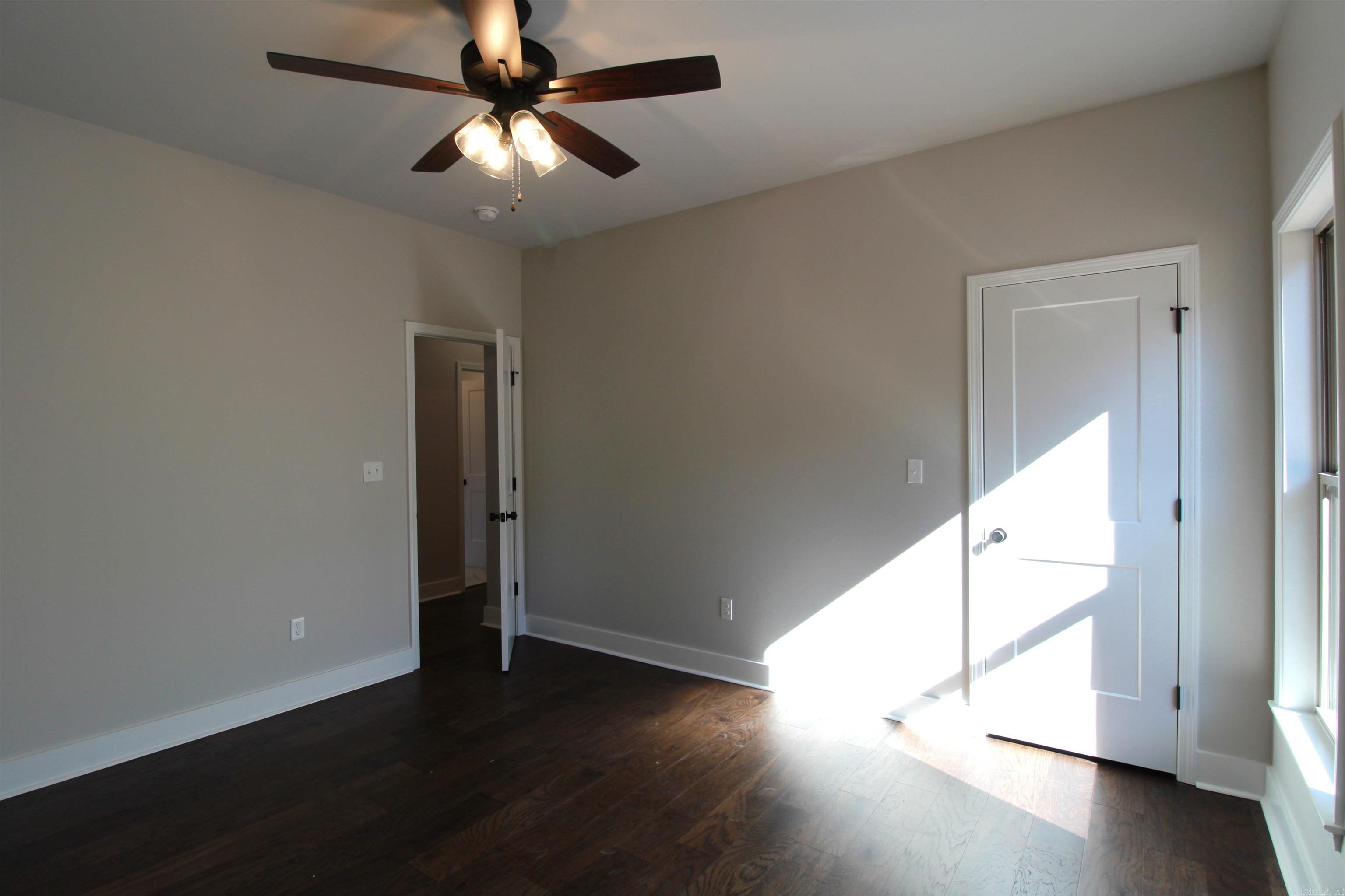 GIBRALTER HGTS - Residential