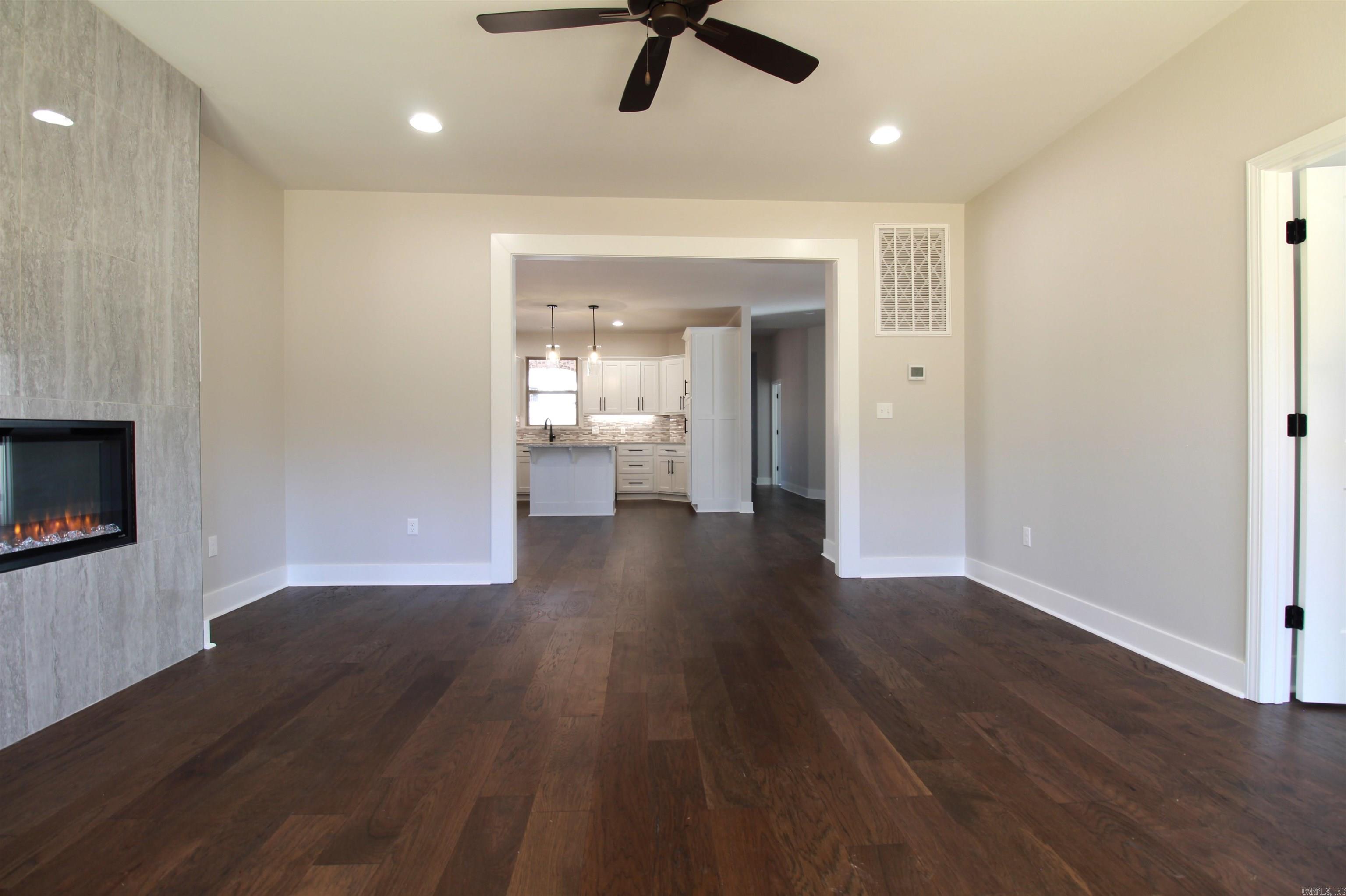 GIBRALTER HGTS - Residential