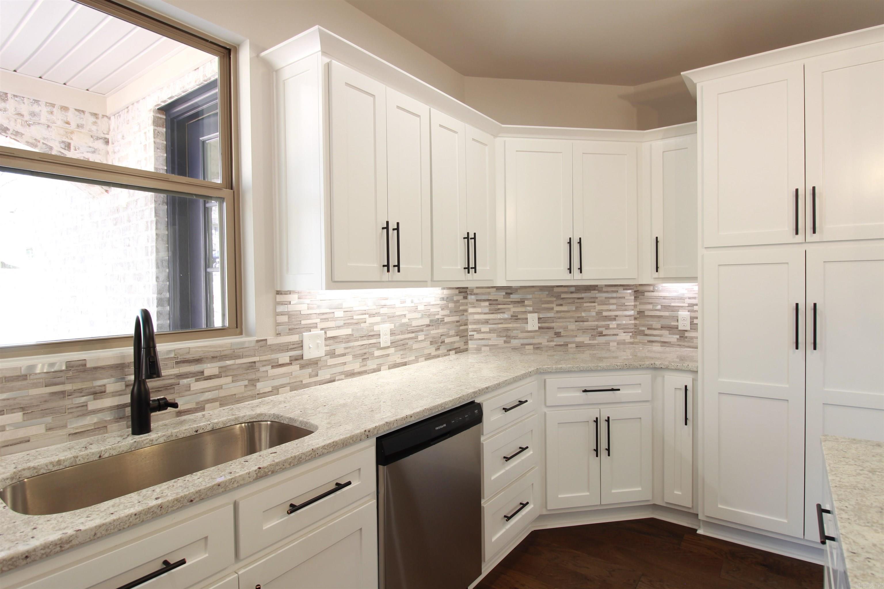 GIBRALTER HGTS - Residential