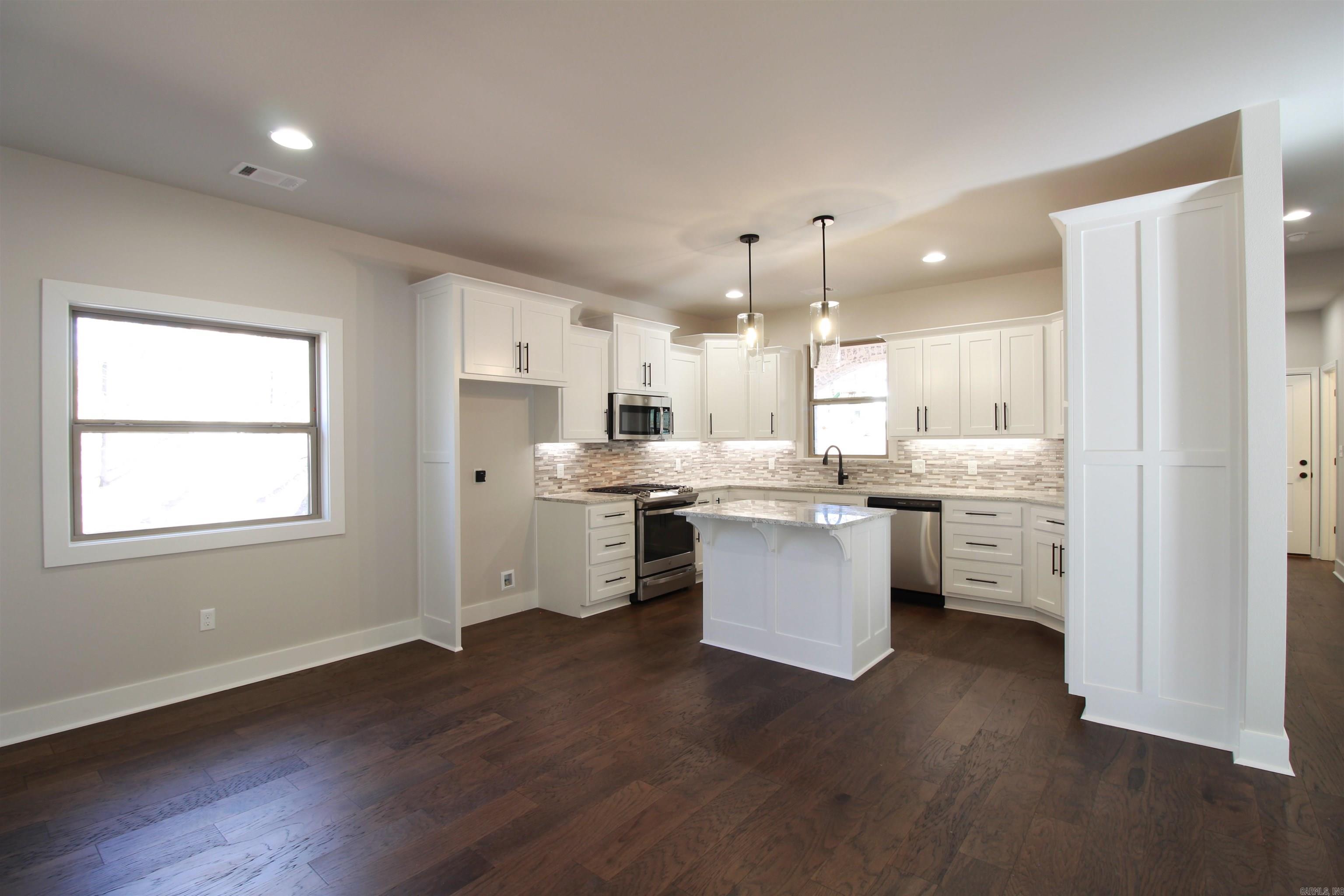 GIBRALTER HGTS - Residential