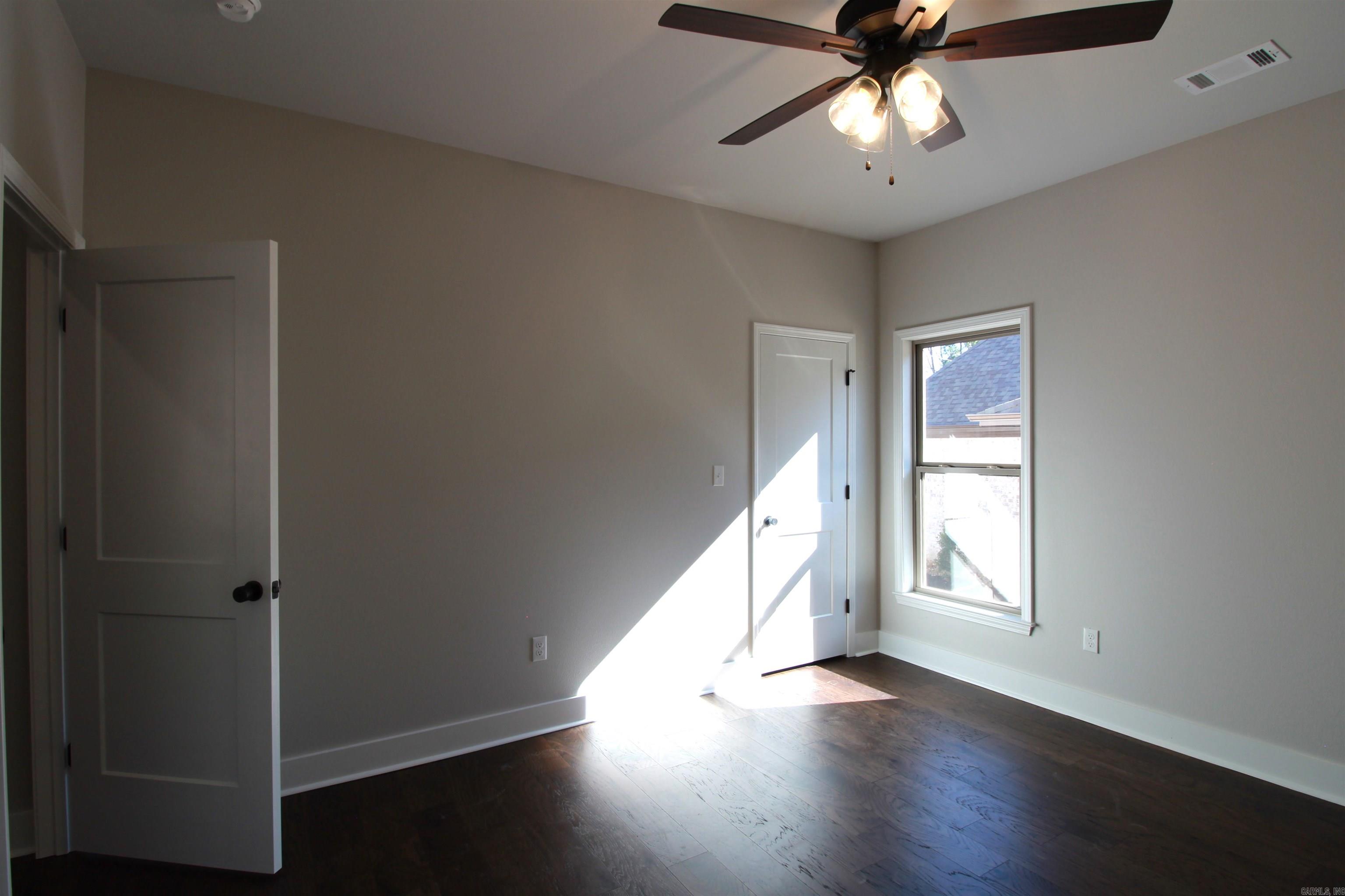 GIBRALTER HGTS - Residential