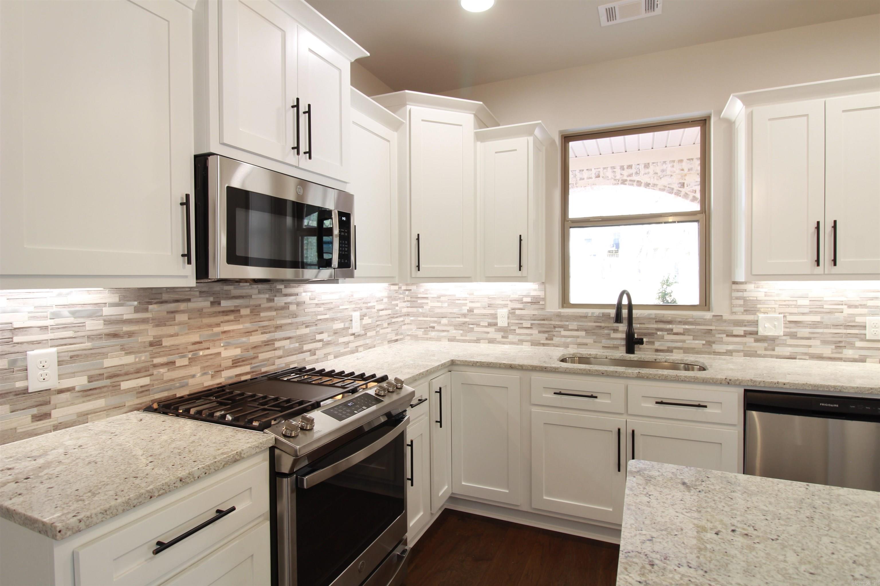 GIBRALTER HGTS - Residential