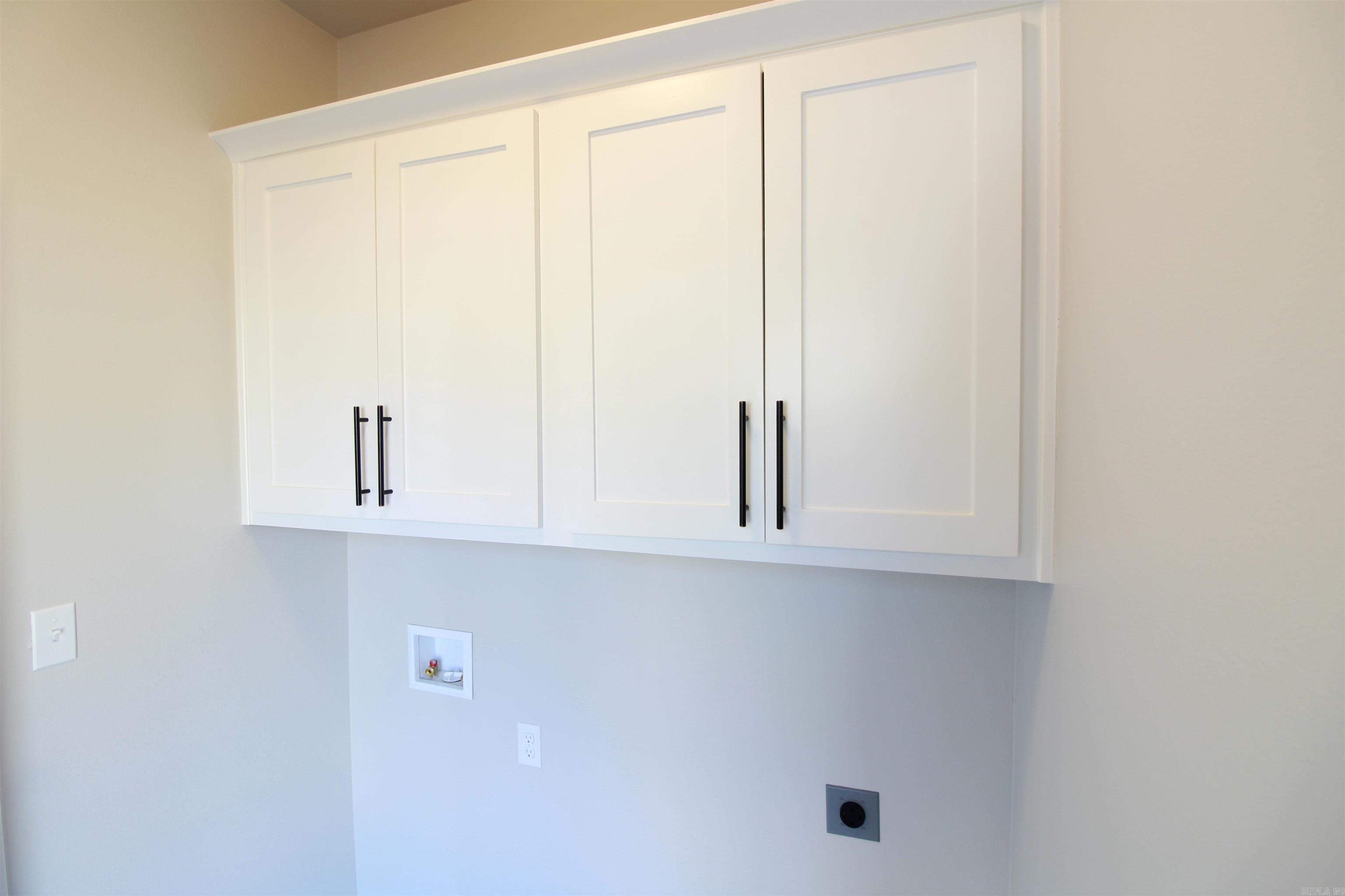 GIBRALTER HGTS - Residential