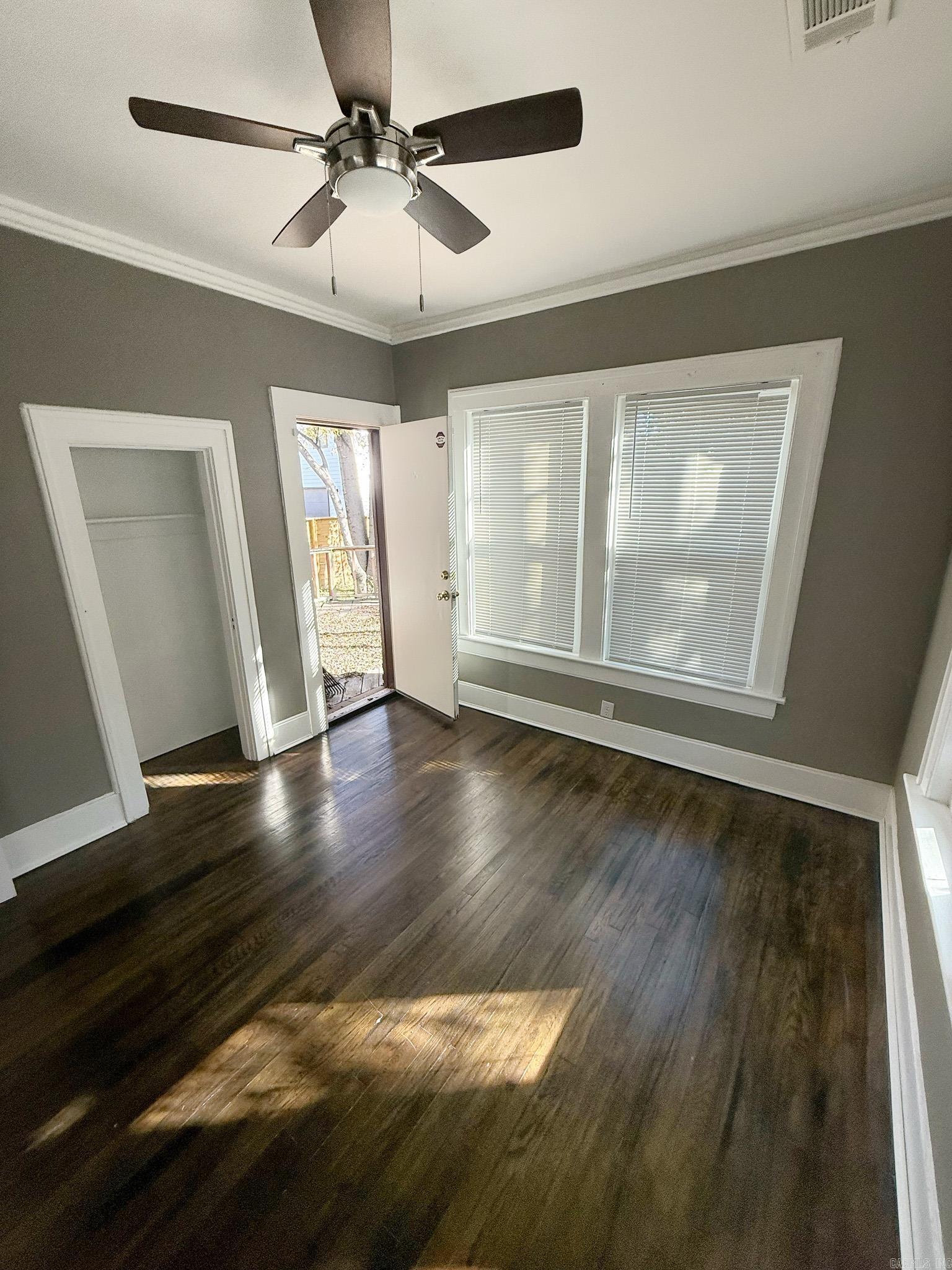 BEACHES - Residential