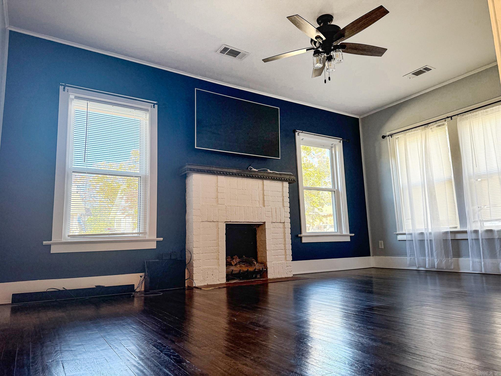 BEACHES - Residential