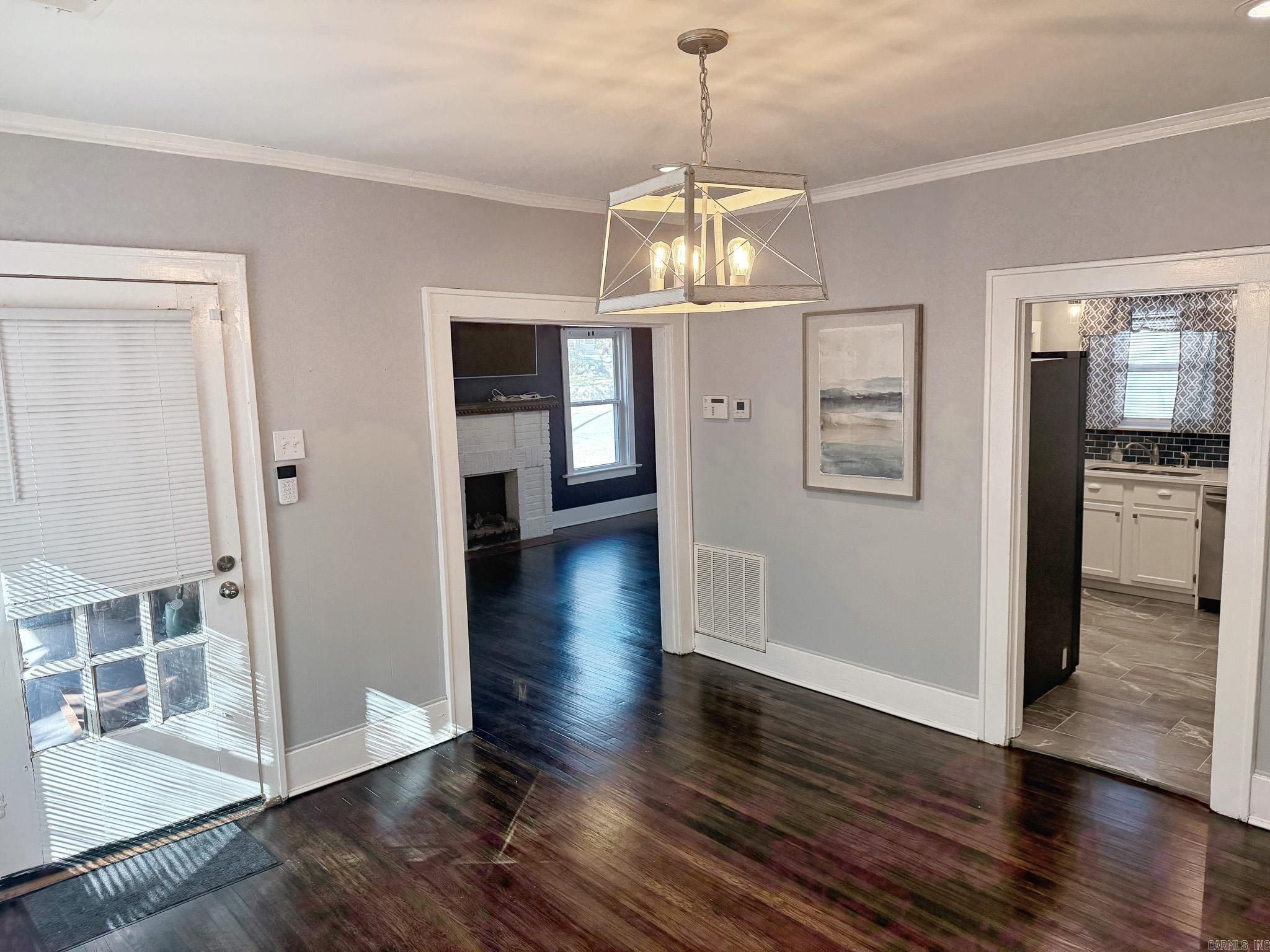 BEACHES - Residential