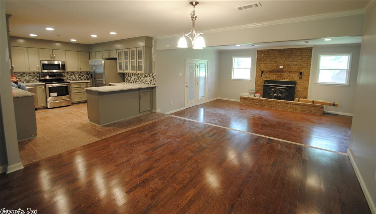 TRAMMEL - Residential