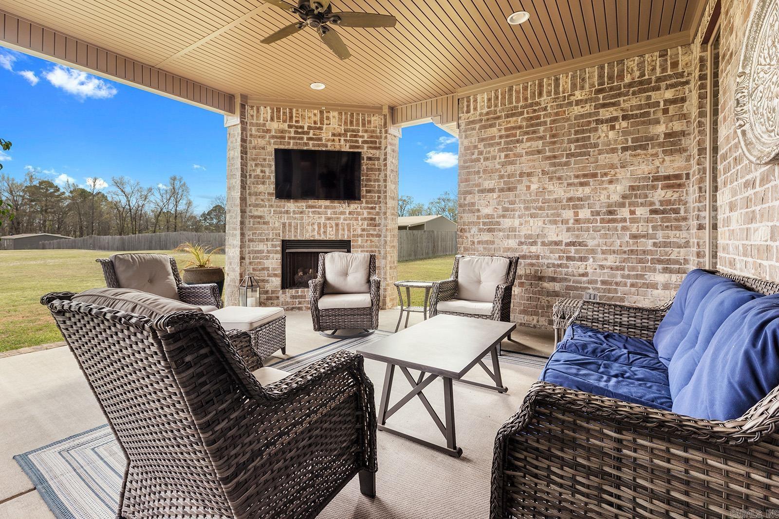 THE VINEYARD - Residential