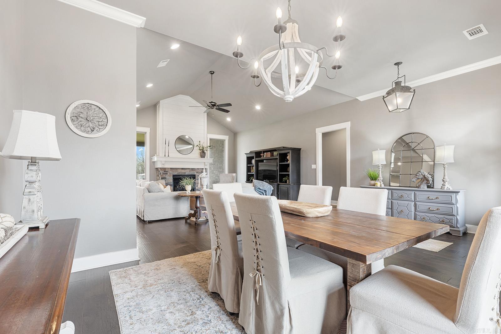 THE VINEYARD - Residential